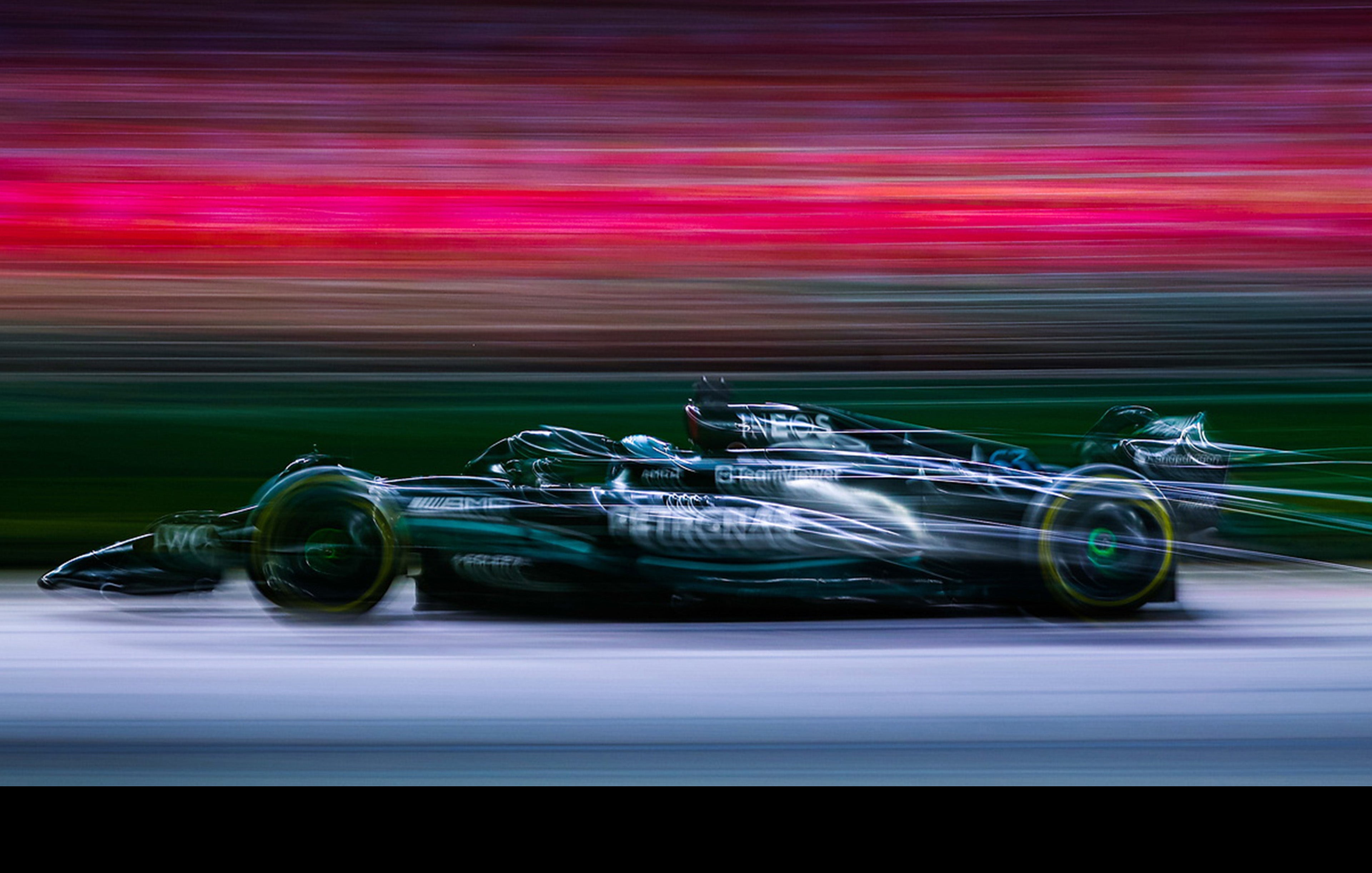 Official Mercedes AMG PETRONAS F1 Team Store