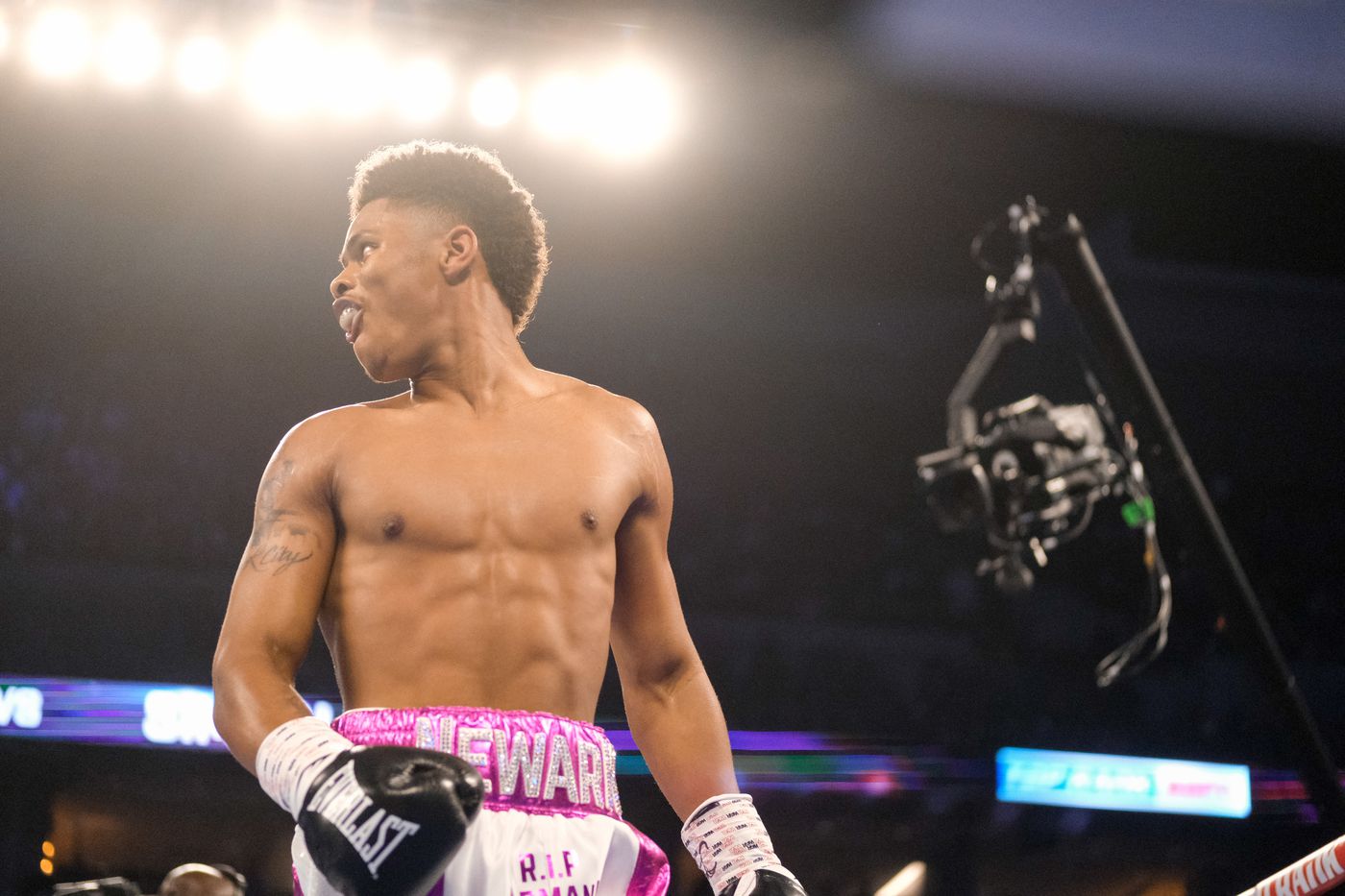 Shakur Stevenson knocks out Jessie Cris Rosales, stays undefeated Left Hook