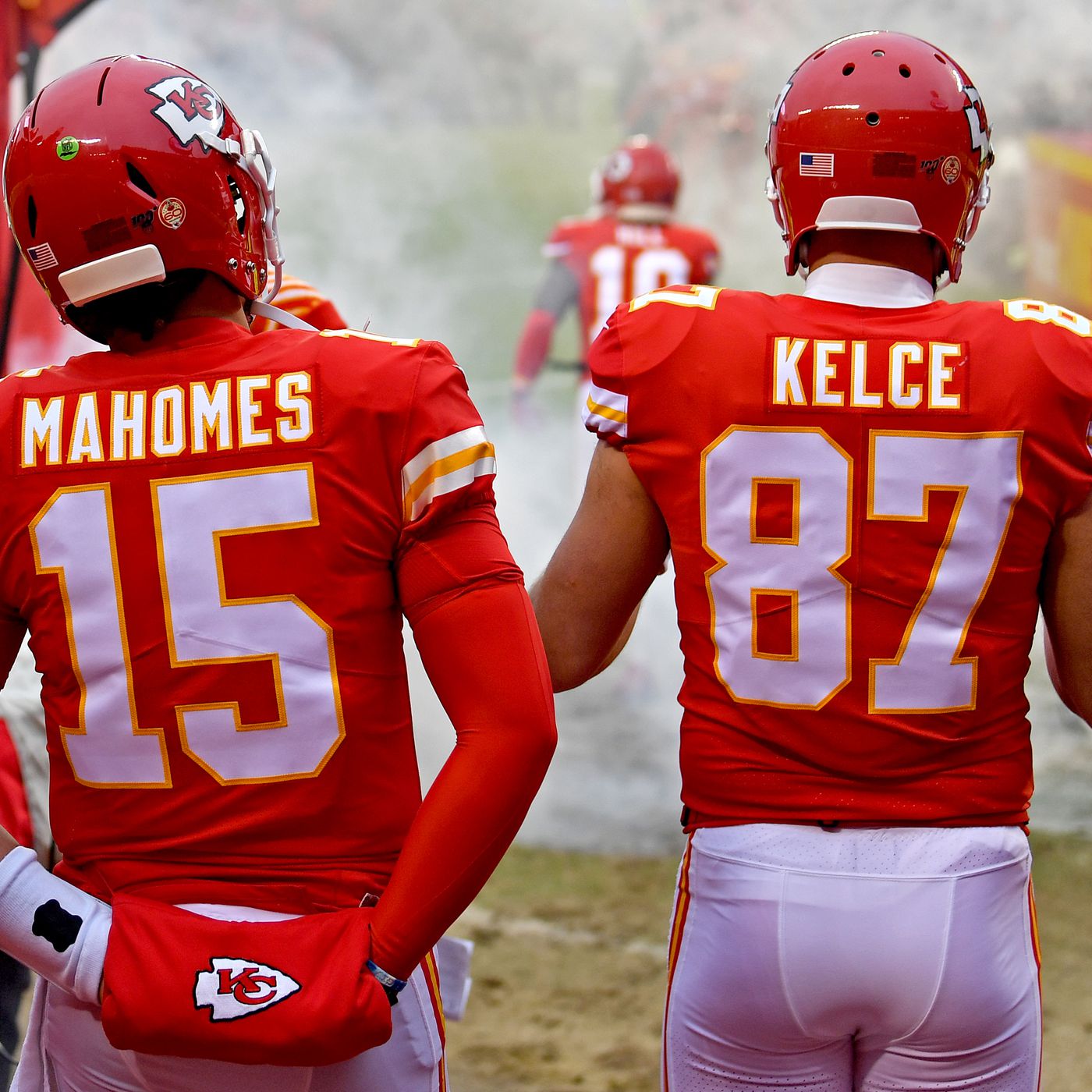 patrick mahomes and travis kelce wallpaper｜TikTok Search