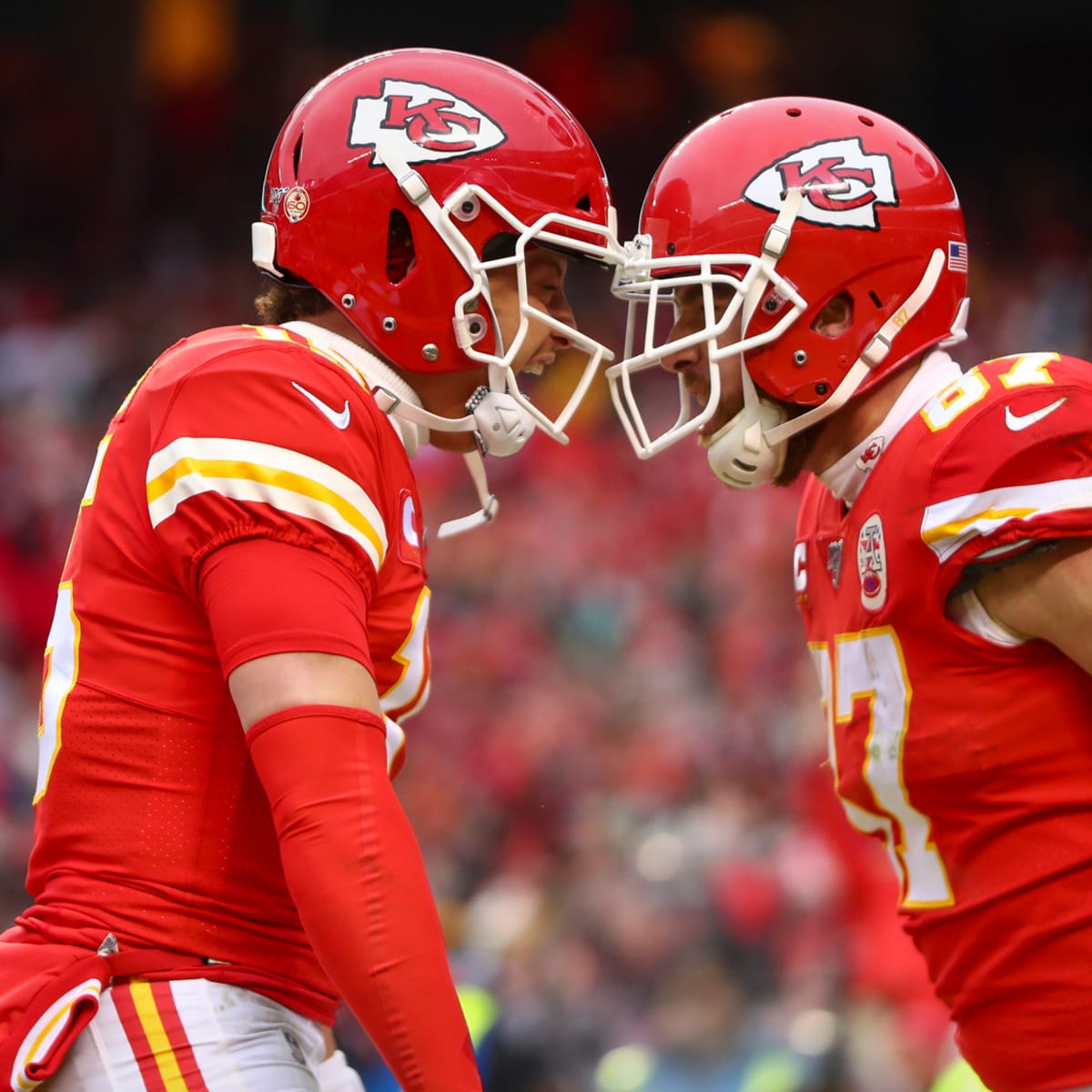 NFL Playoffs: Patrick Mahomes, Travis Kelce making history during 28–0 comeback