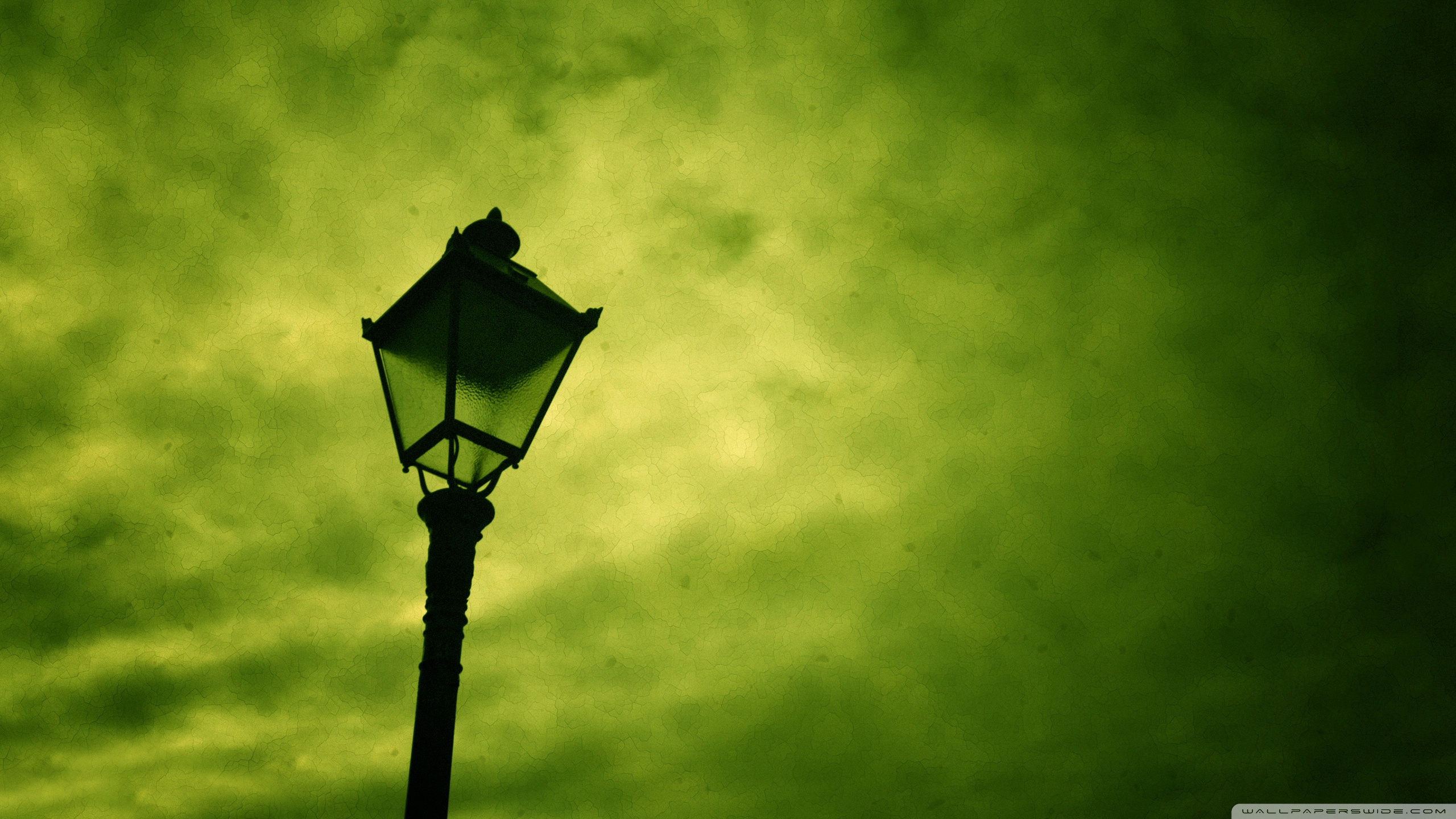 Street Lamp Ultra HD Desktop Background Wallpaper for 4K UHD TV, Tablet