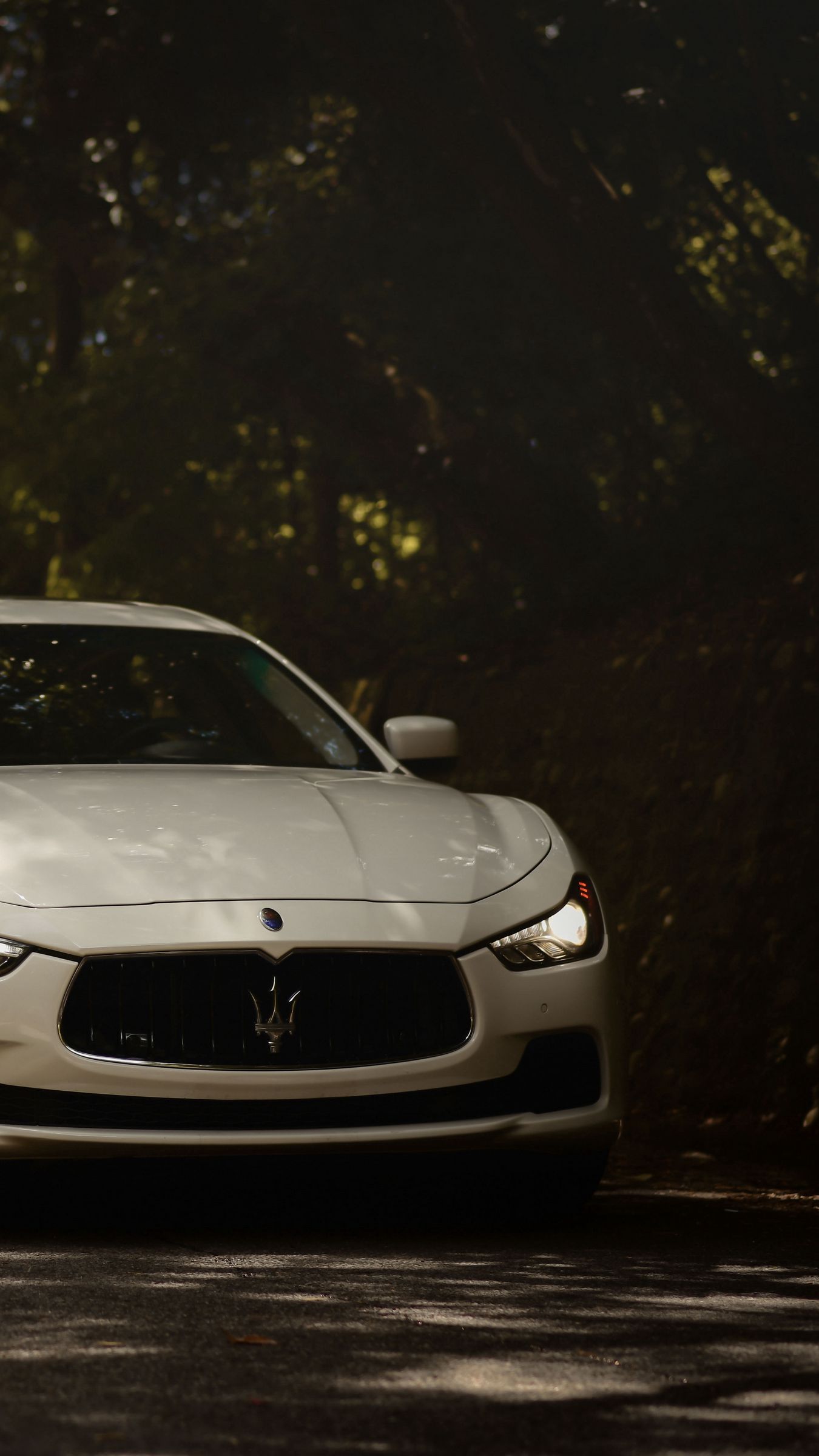 Download wallpaper 1350x2400 maserati ghibli, maserati, car, white, front view, road iphone 8+/7+/6s+/for parallax HD background