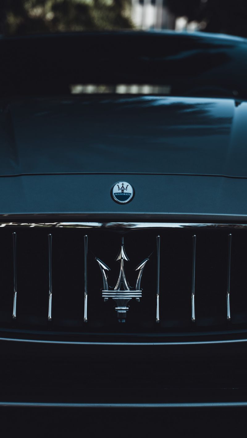 Download Wallpaper 800x1420 Maserati, Sports Car, Car, Bumper, Logo Iphone Se 5s 5c 5 For Parallax HD Background