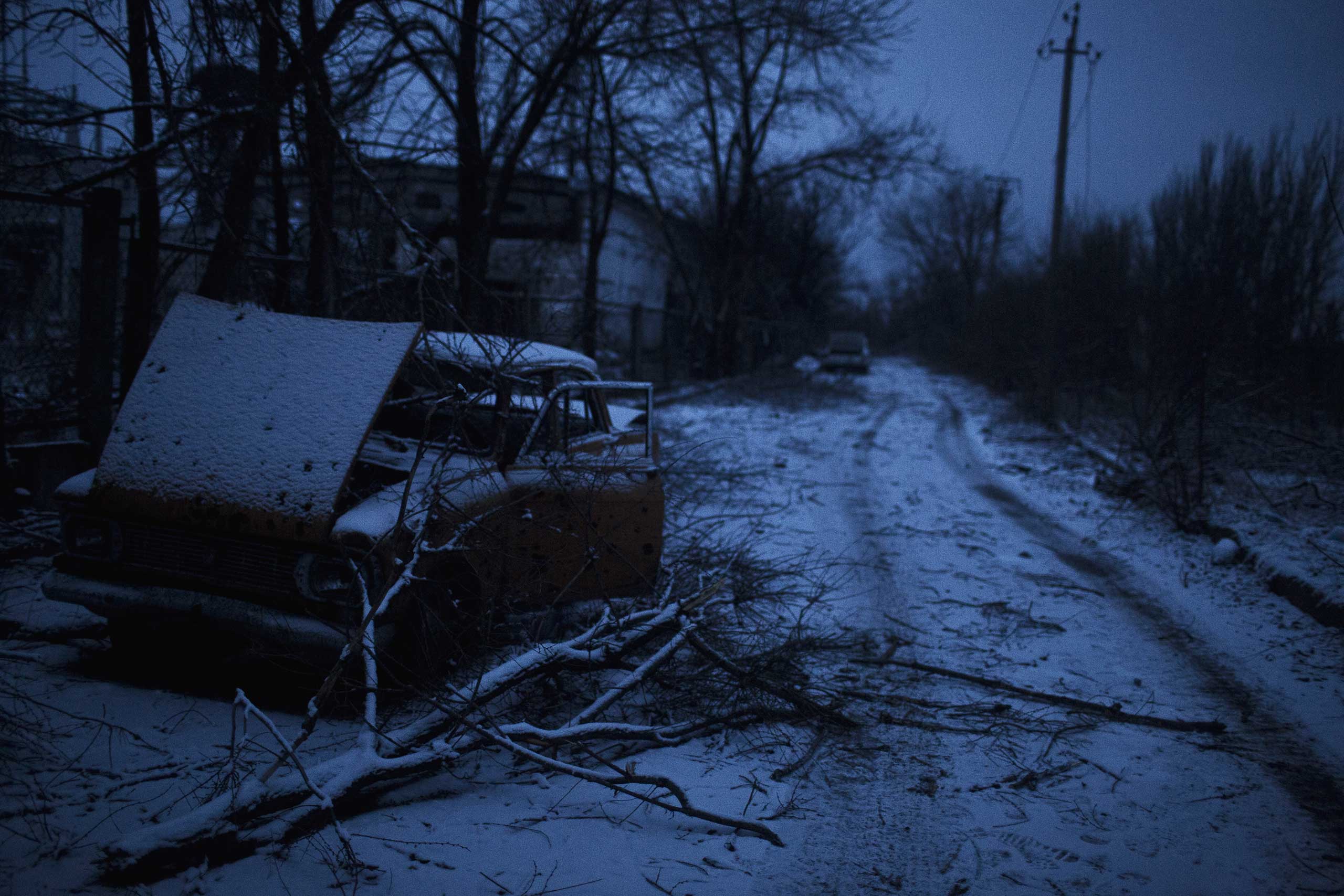 PHOTOS: See Inside the Frozen Trenches of Eastern Ukraine