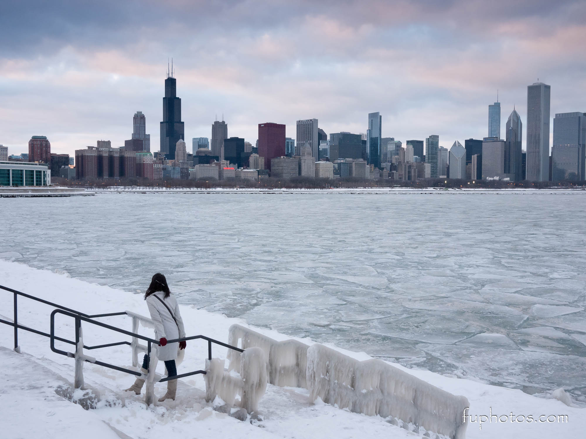Request 1920x1080 wallpaper of Chicago in the winter