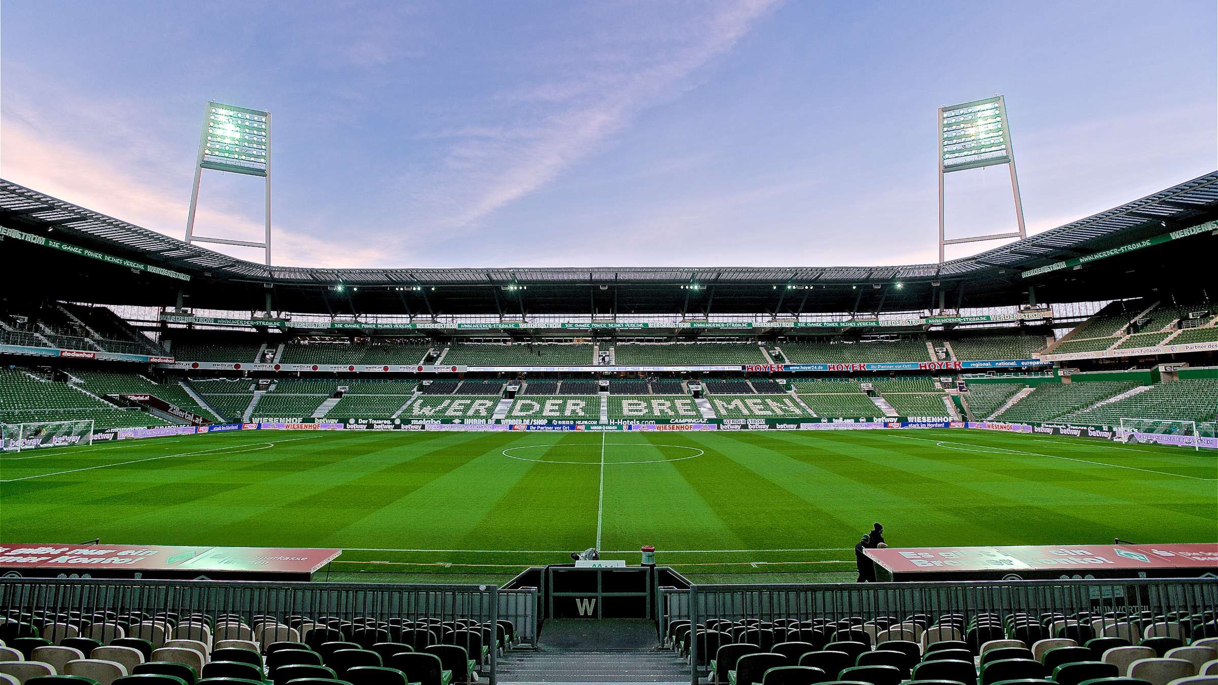 Werder Bremen: Stadt Findet Wohninvest Pläne Im Weserstadion „kritisch“