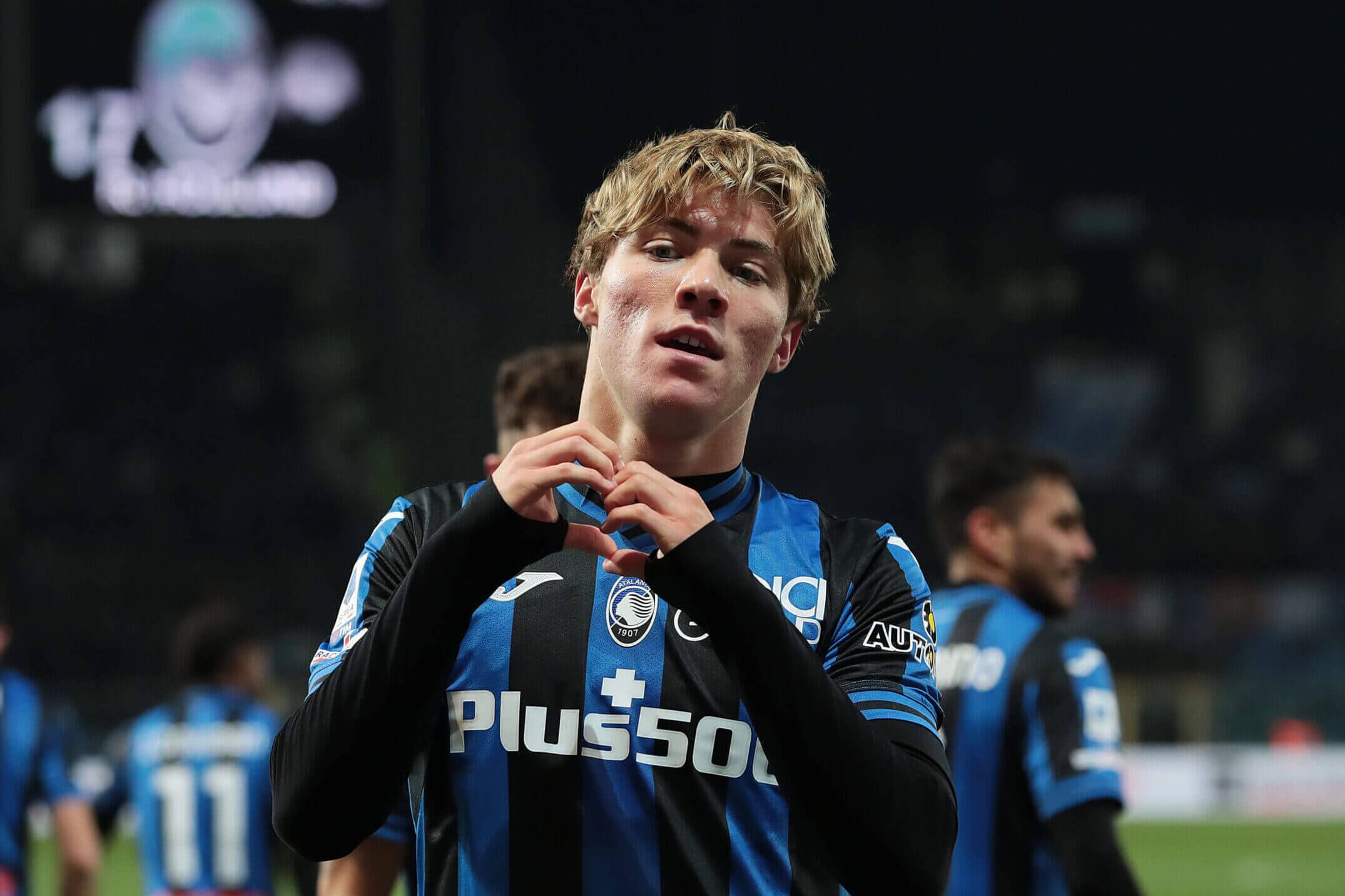 Manchester United confirm Rasmus Hojlund transfer