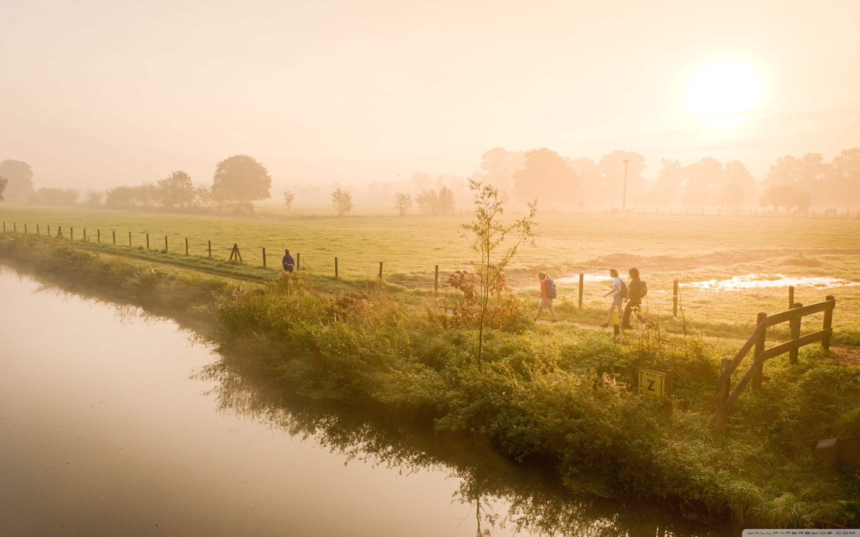 Misty River, Kromme Rijn Ultra HD Desktop Background Wallpaper for 4K UHD TV, Widescreen & UltraWide Desktop & Laptop, Multi Display, Dual Monitor, Tablet