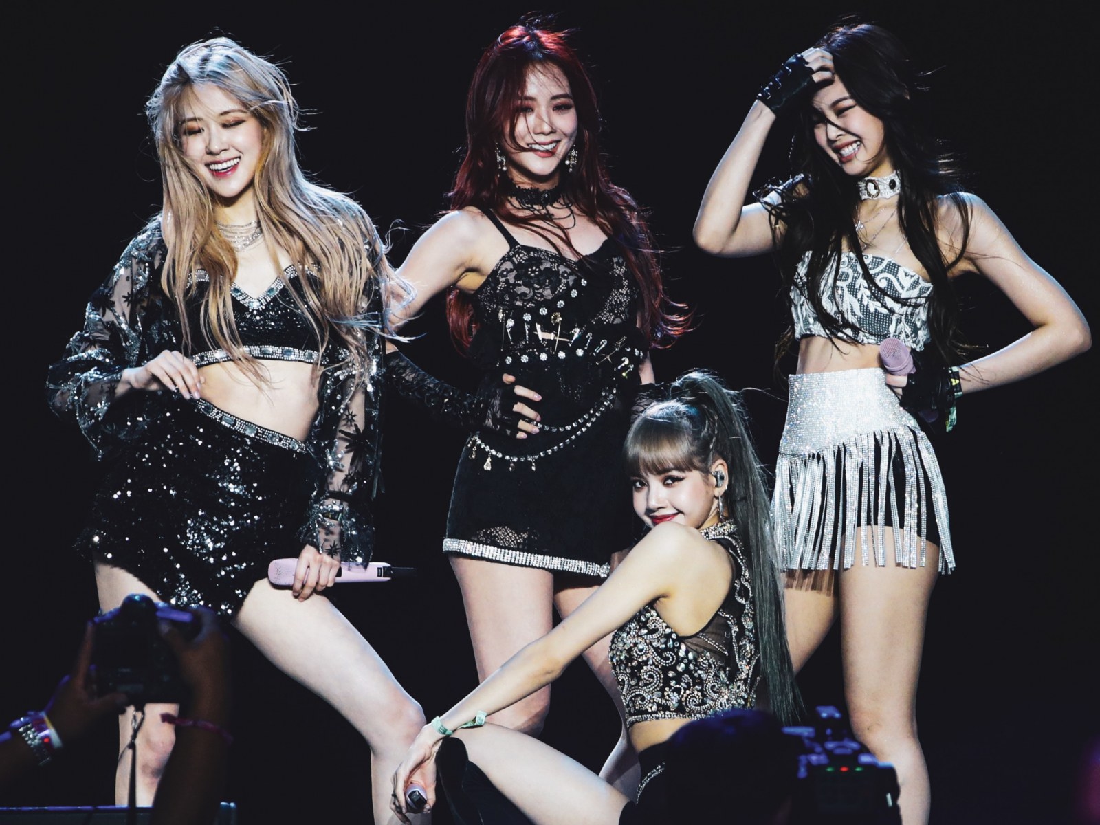 HitUWithThat1B Trends As Blackpink Becomes First K Pop Group To Hit 1 Billion Views On YouTube