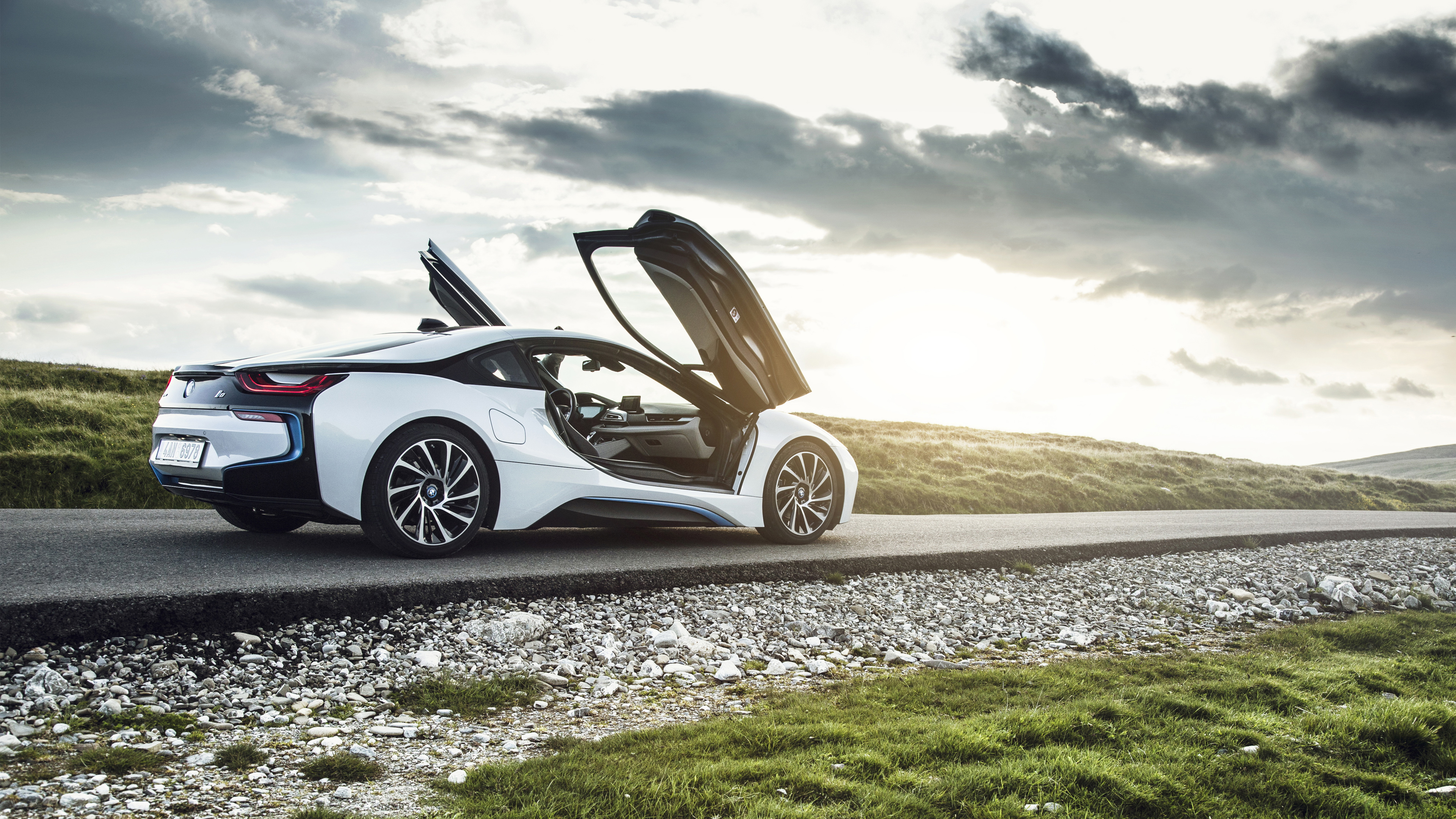 BMW i8 Side View Wallpaper Car Wallpaper