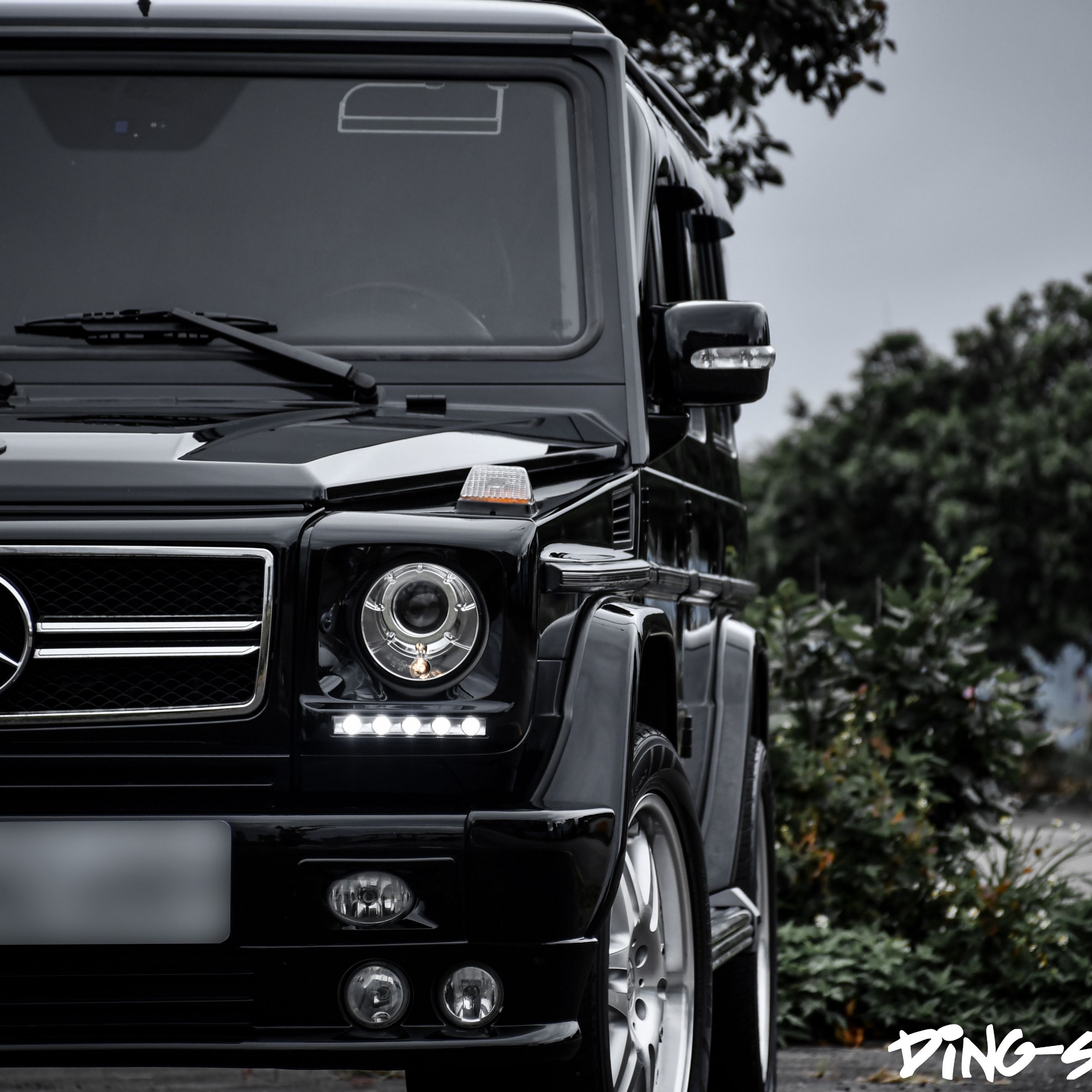 Download Wallpaper 2780x2780 Mercedes Benz G500, Brabus, Suv, Luxury, Black, Front View Ipad Air, Ipad Air 2, Ipad 3, Ipad 4, Ipad Mini 2, Ipad Mini 3, Ipad Mini 4, Ipad Pro 9.7 For Parallax HD Background