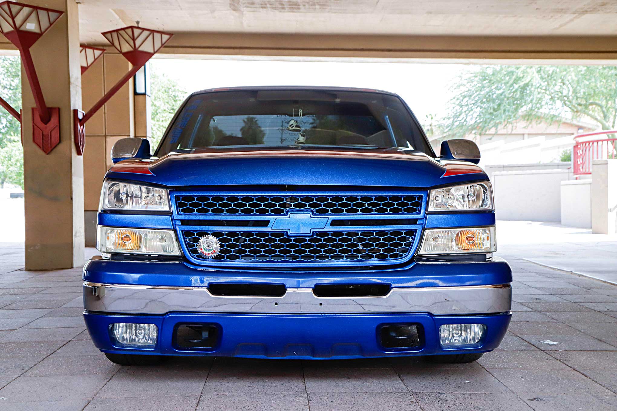 Chevrolet Silverado lowrider vehicle auto automobile custom truck pickup wallpaperx1360