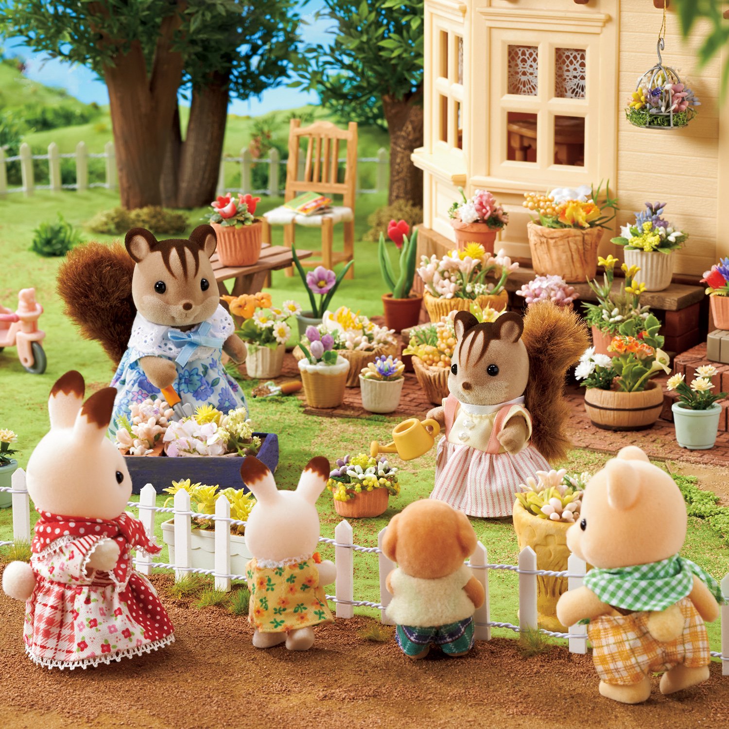 Sylvanian Families flowers filled the garden with the sweet smell of spring and everyone was happy