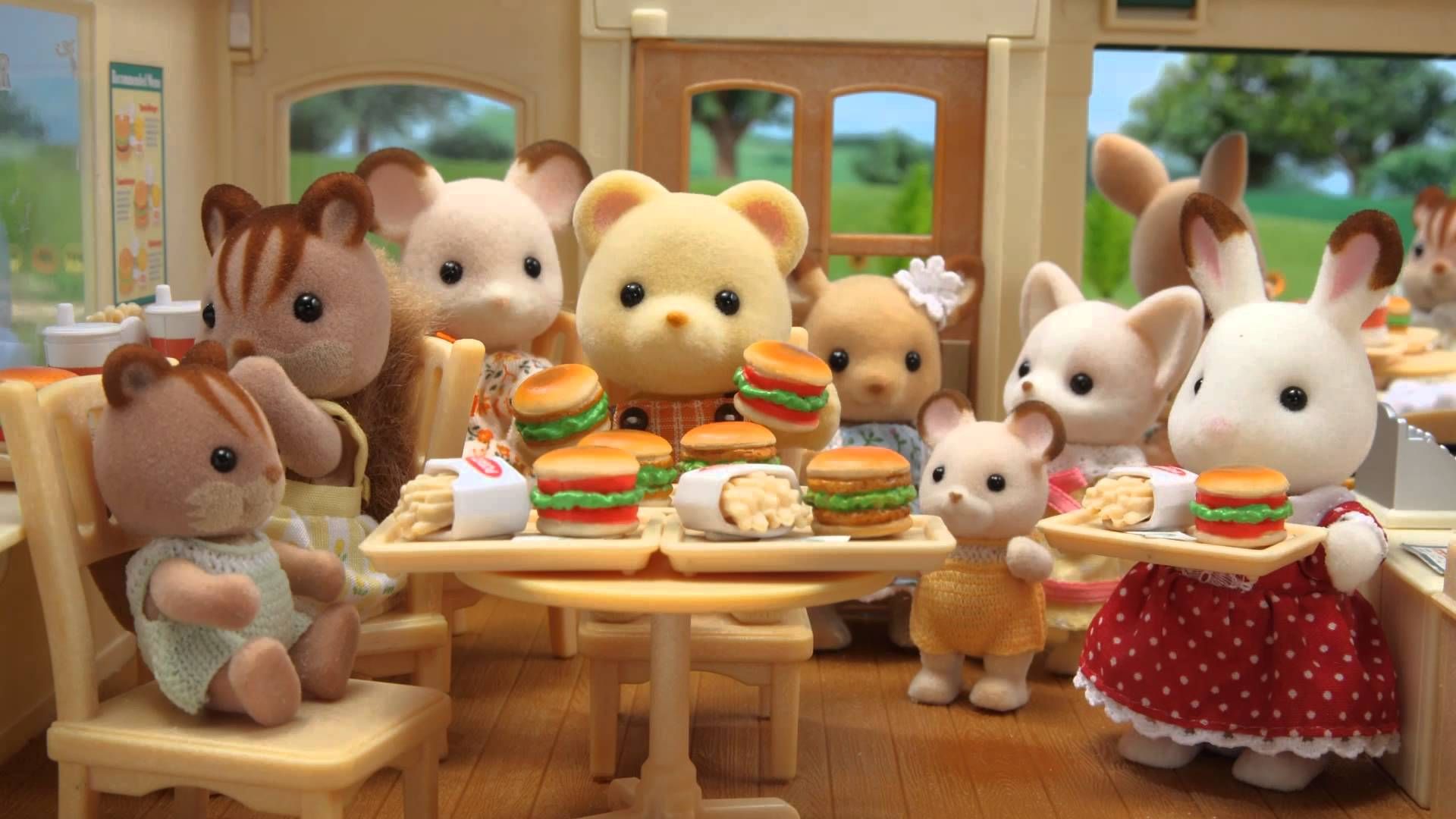 sylvanian families con Google. Sylvanian families, Calico critters families, Calico