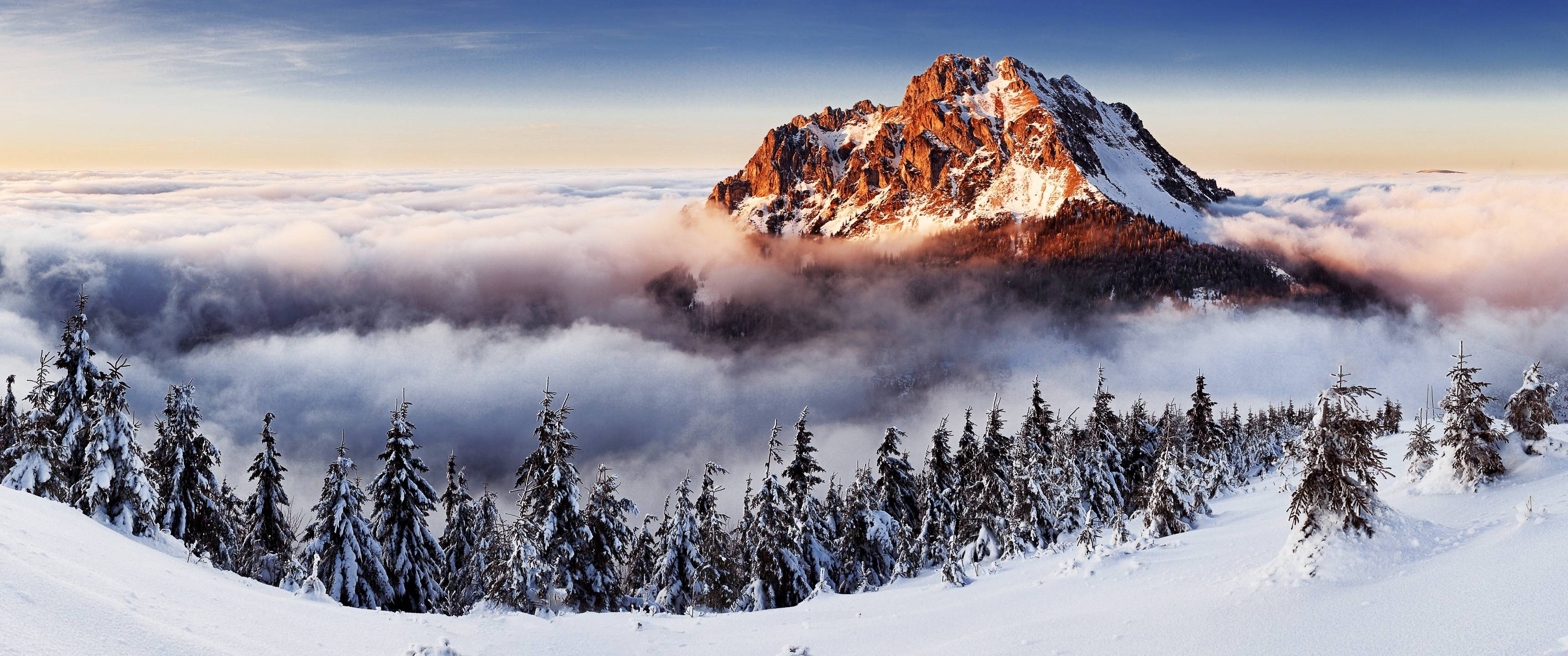 Tatra Mountains, Poland in winter [3440 x 1440]