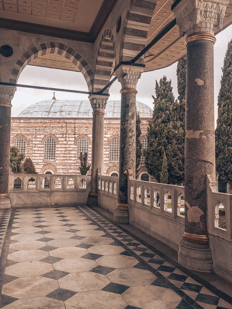 Topkapi Palace, Istanbul´s most visited site Lifestyle Crossroads. Topkapi, Most visited sites, Mansion aesthetic