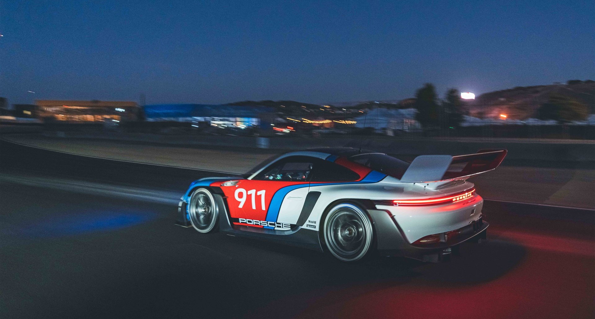 Racers rejoice! The Porsche 911 GT3 R rennsport is here and ready for the track. Classic Driver Magazine