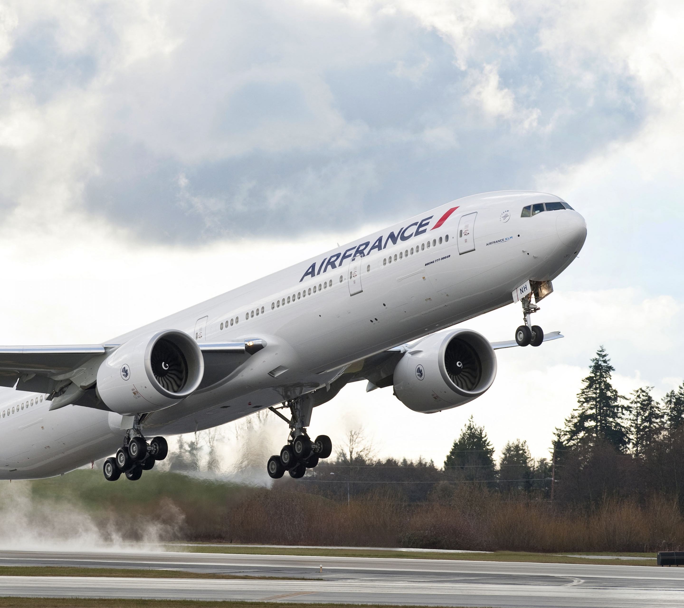 Download Boeing 777 wallpaper for mobile phone, free Boeing 777 HD picture