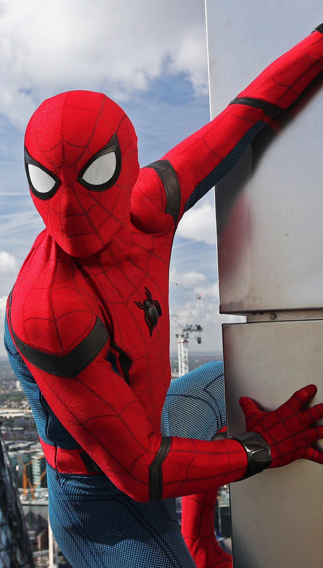 Tom Holland Spider Man Wallpaper Tom Holland Spider Man Wallpaper [ HQ ]