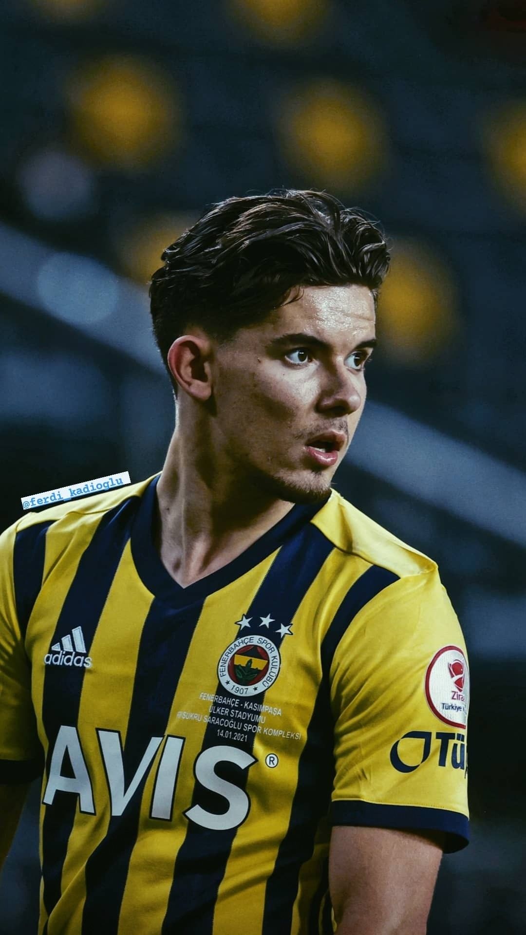 Unibursite adlı kullanıcının Football (brands) panosundaki Pin. Spor alıntıları, Futbolcular, Takım fotoğrafları