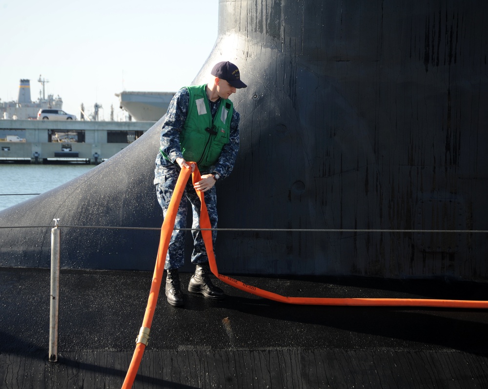 DVIDS Washington (SSN 787) [Image 54 of 214]