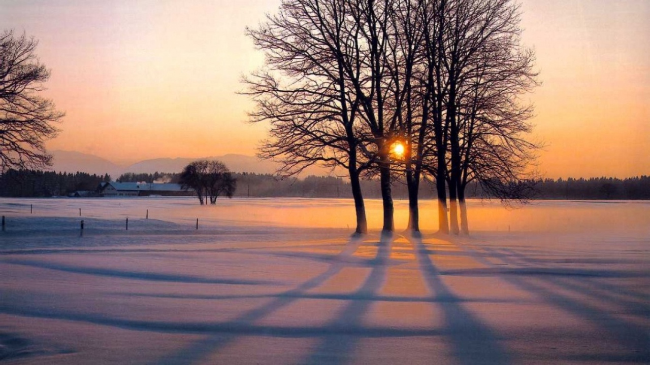 Alleyway winter Desktop wallpaper 1280x720