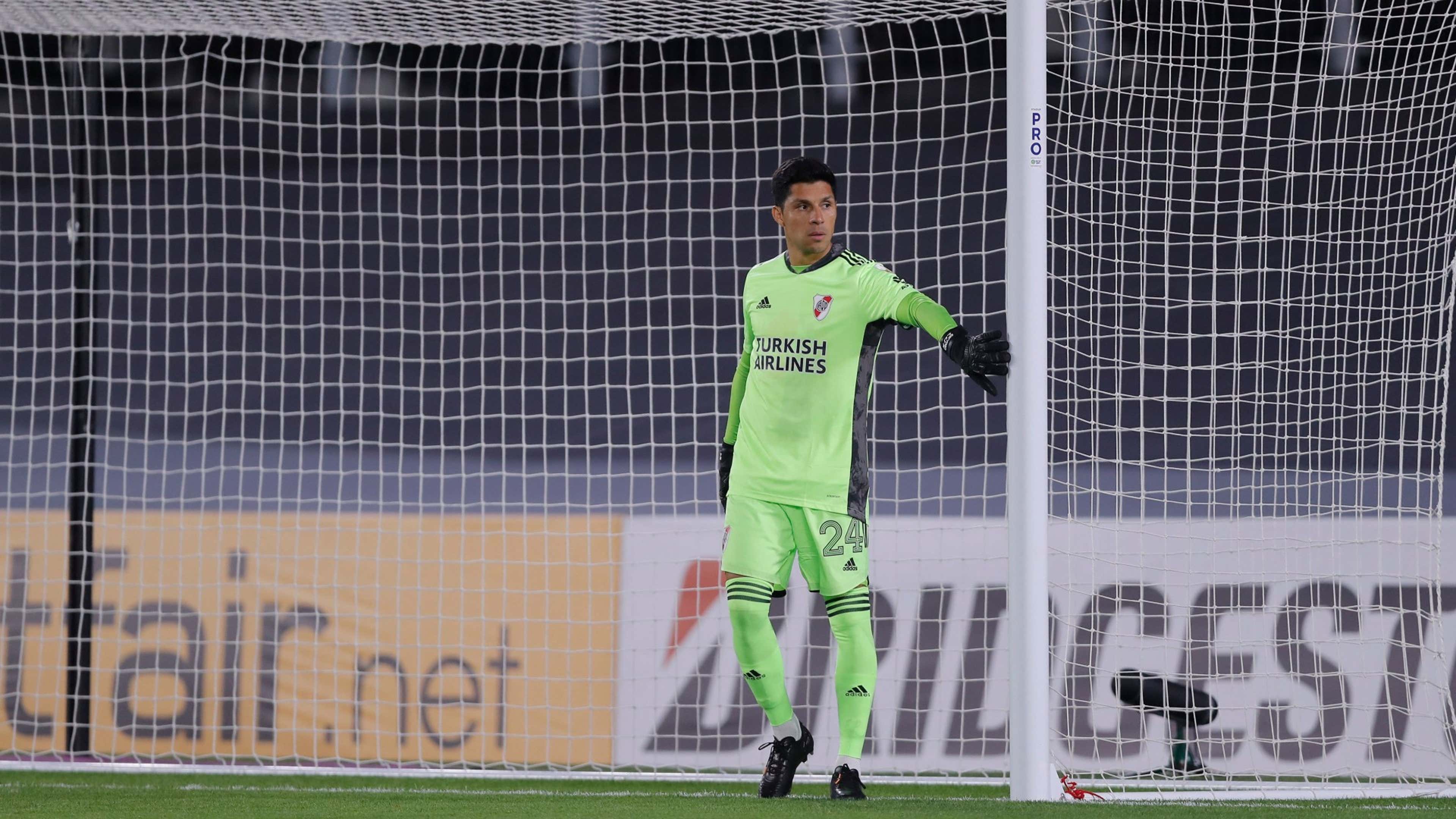 Por qué Enzo Pérez será el arquero de River ante Santa Fe y quiénes son sus suplentes?. Goal.com Chile