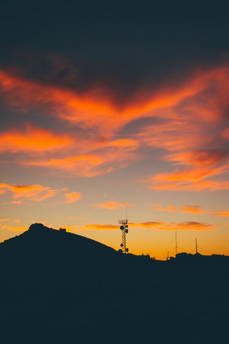 Download Wallpaper 800x1200 Evening, Hill, Radio Tower, Clouds, Outlines, Dark Iphone 4s 4 For Parallax HD Background