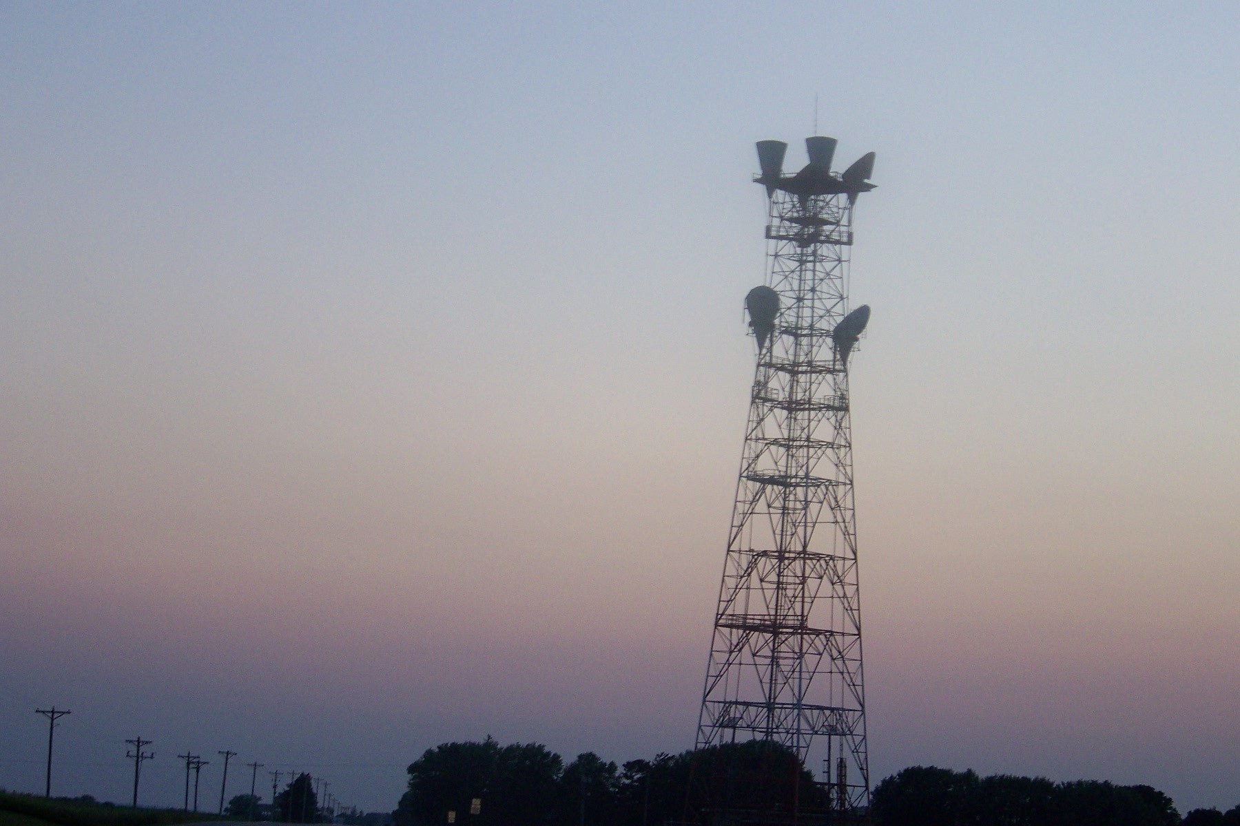 Antenna radio tower Desktop wallpaper 1600x900