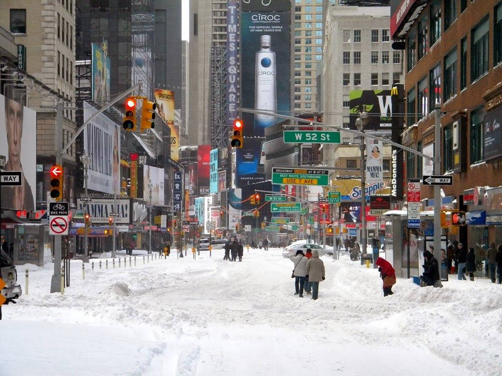 Download Times Square Snow Wallpaper
