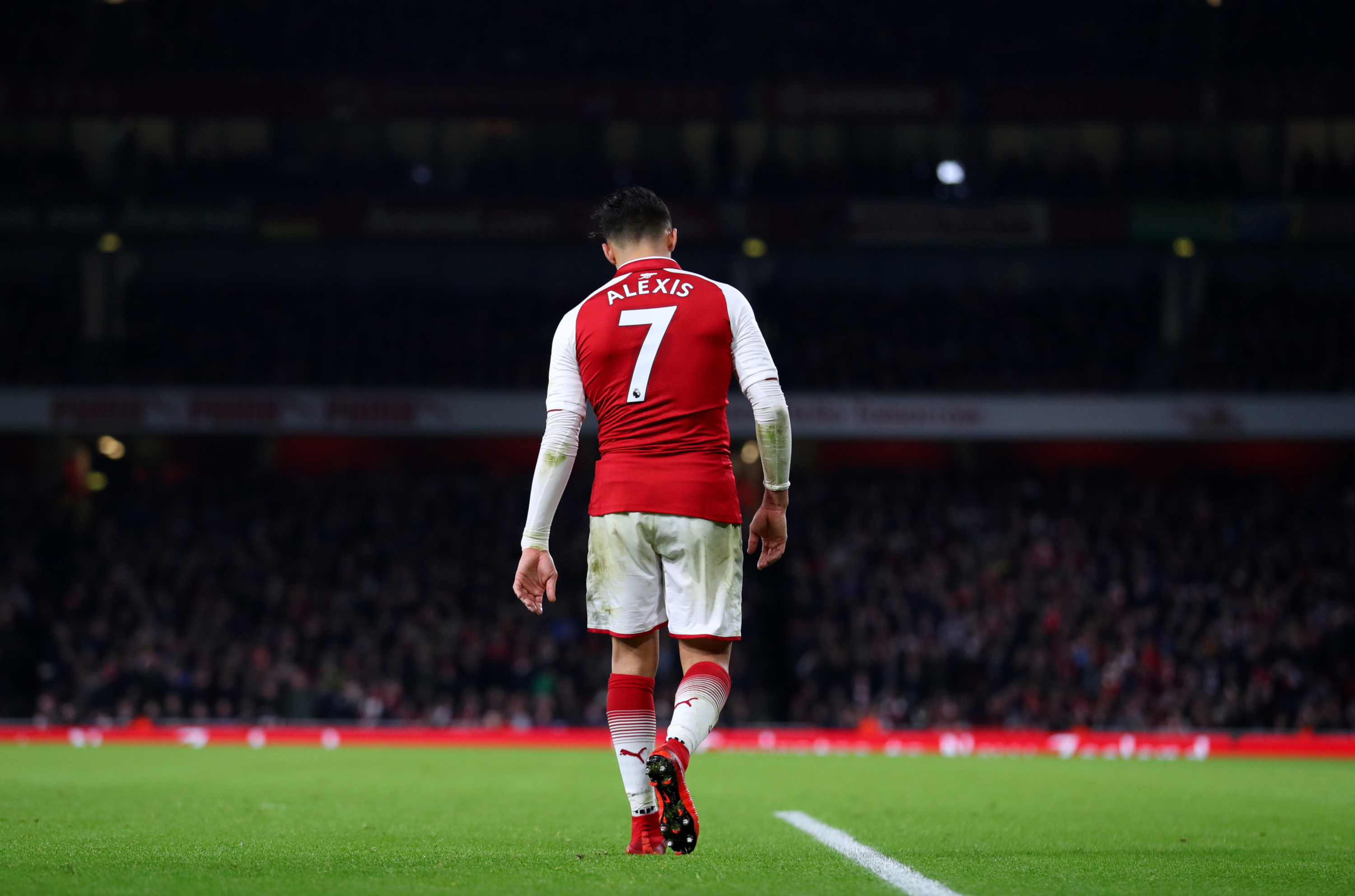 Sports Alexis Sanchez HD Wallpaper
