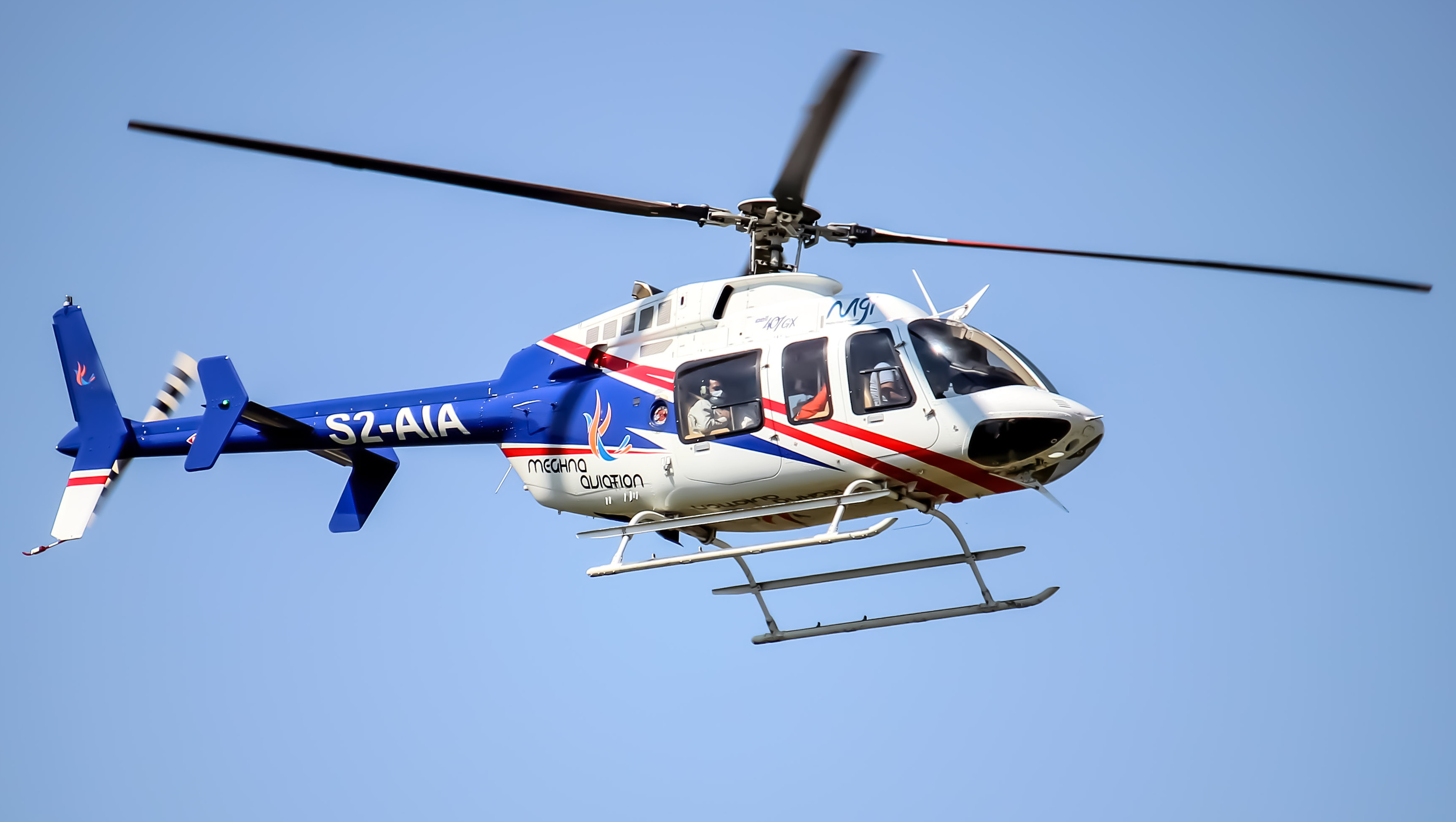 Aggregate more than 83 private helicopter HD wallpaper super hot