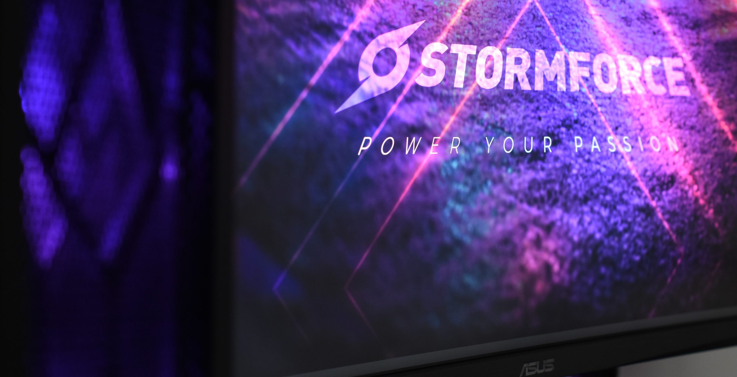 Stormforce Gaming Desktop Background
