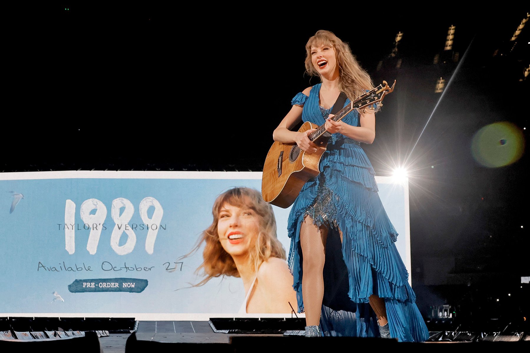 1989' Streams Spike After Taylor Swift Announces 'Taylor's Version'