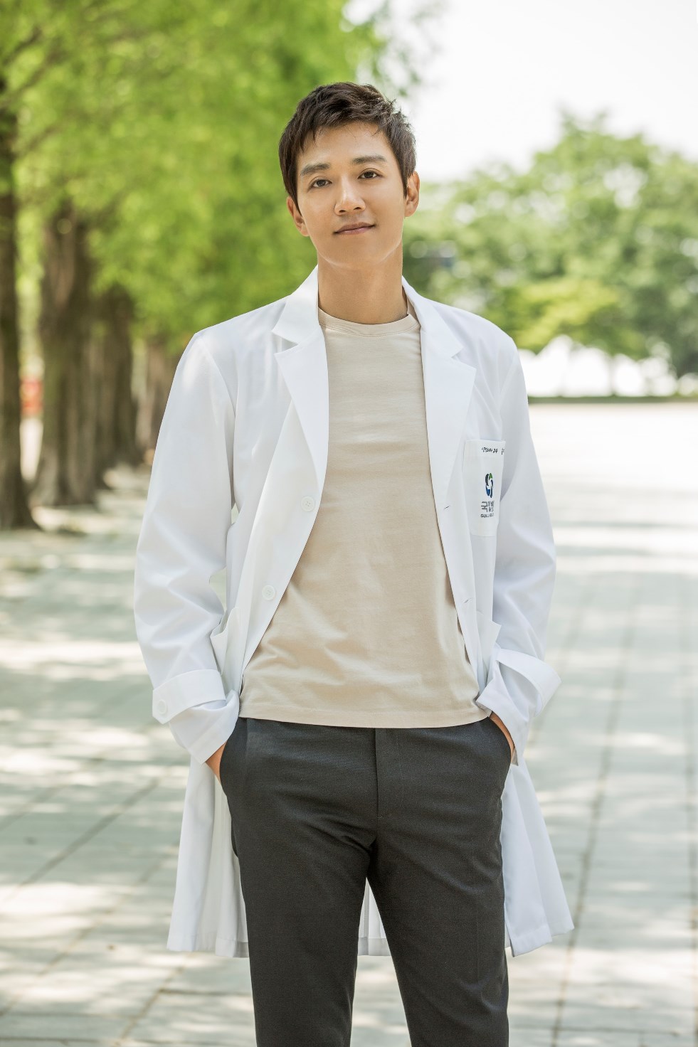 Profile Kim Rae Won