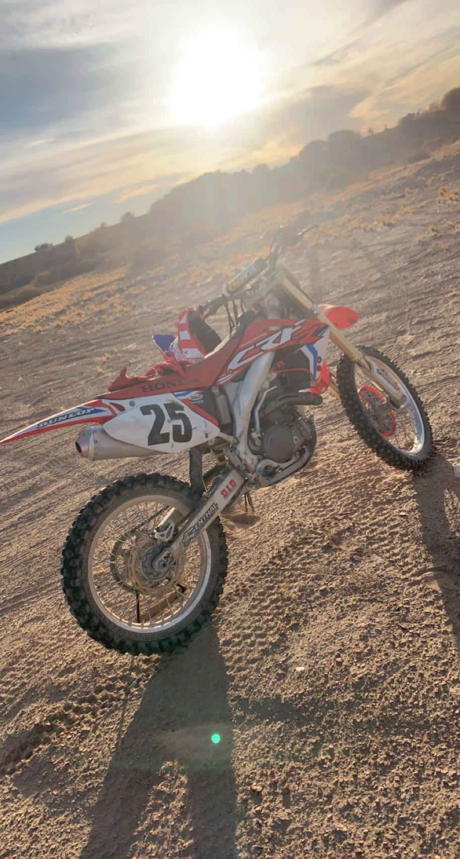 Nice sunset ride Honda CRF 450R I got a week ago. First bike I've ever owned
