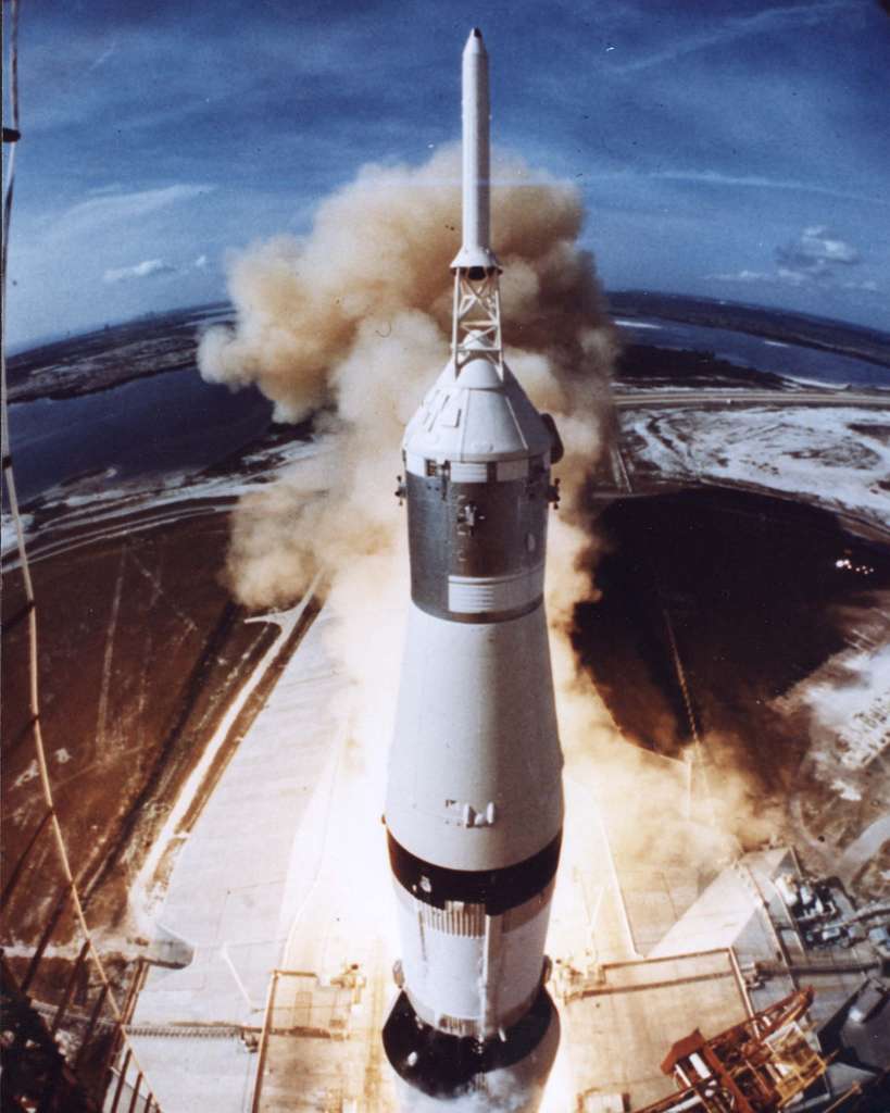 Apollo 11 Launch, Apollo program Saturn V rocket image Domain Media Search Engine Public Domain Image