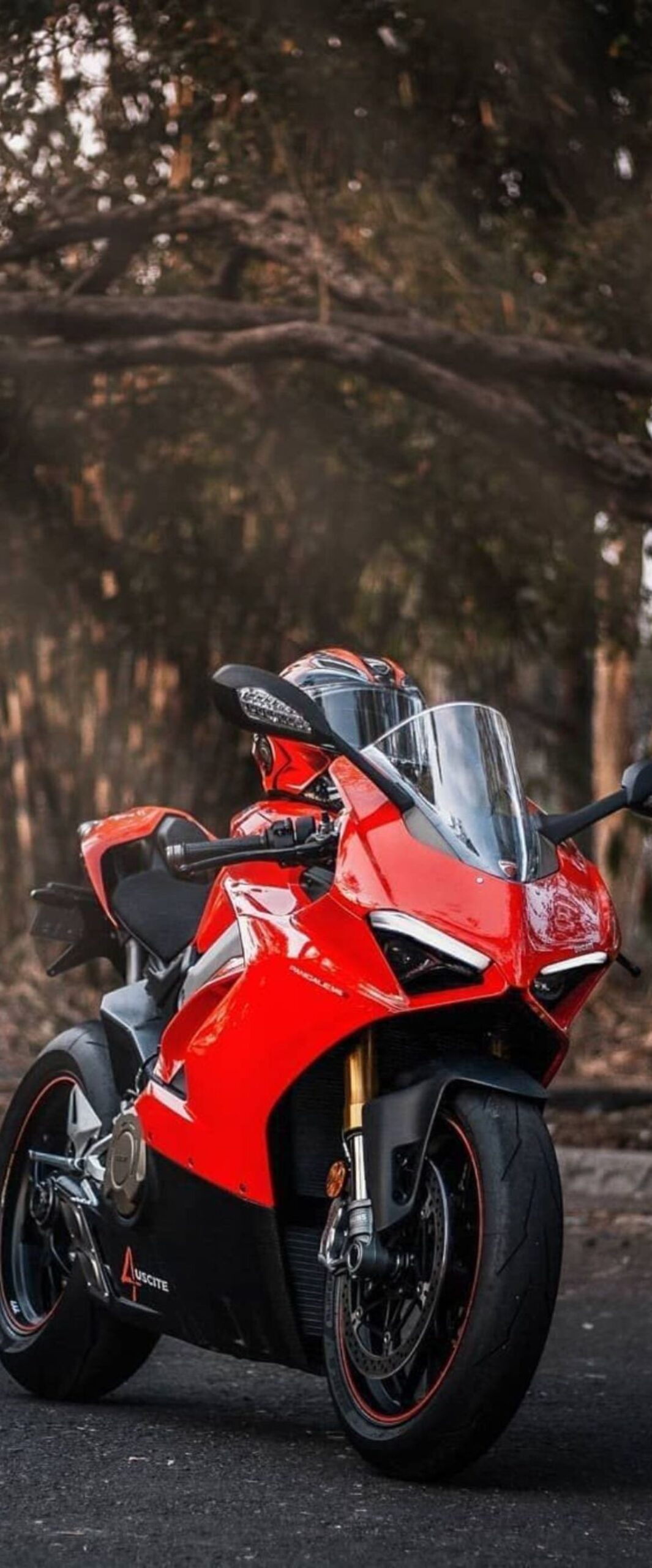 Best Ducati Panigale V4 iPhone