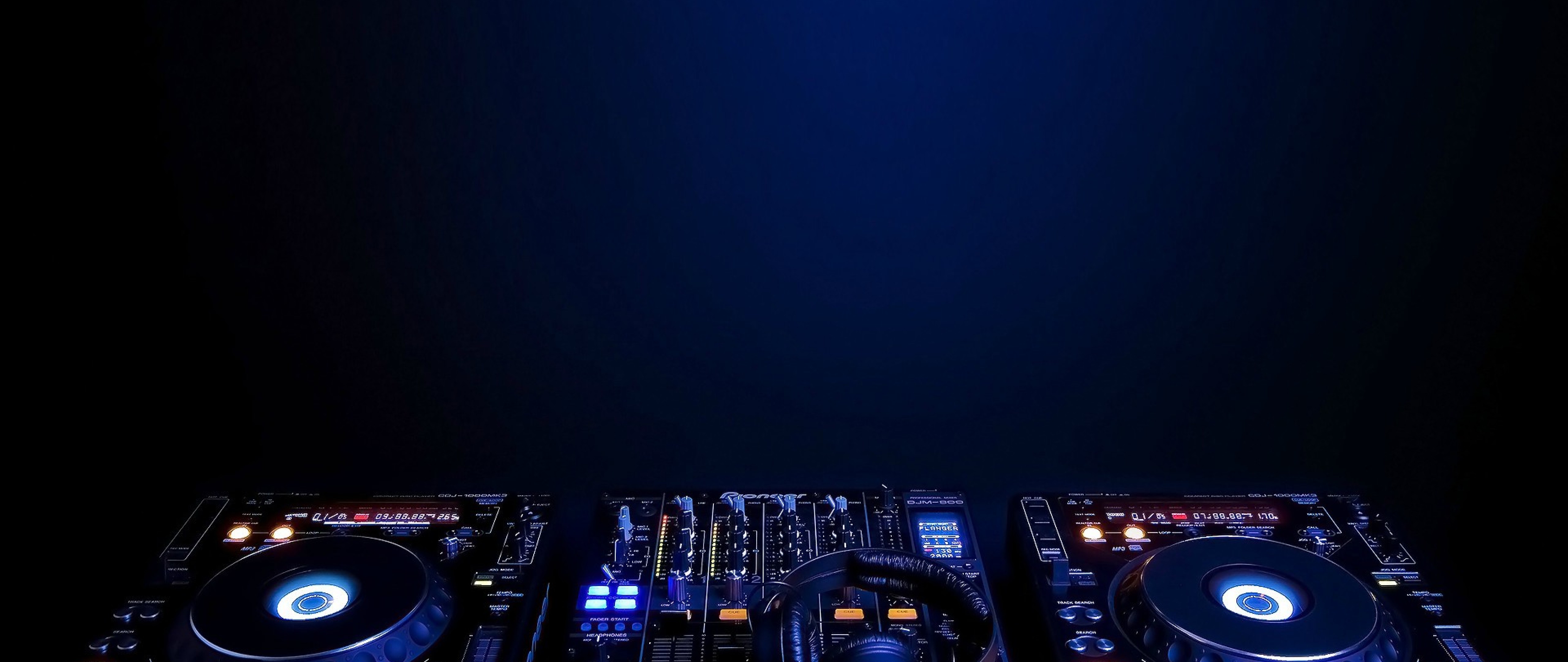 House music DJ decks HD Wallpaper 4K Ultra HD Wide TV