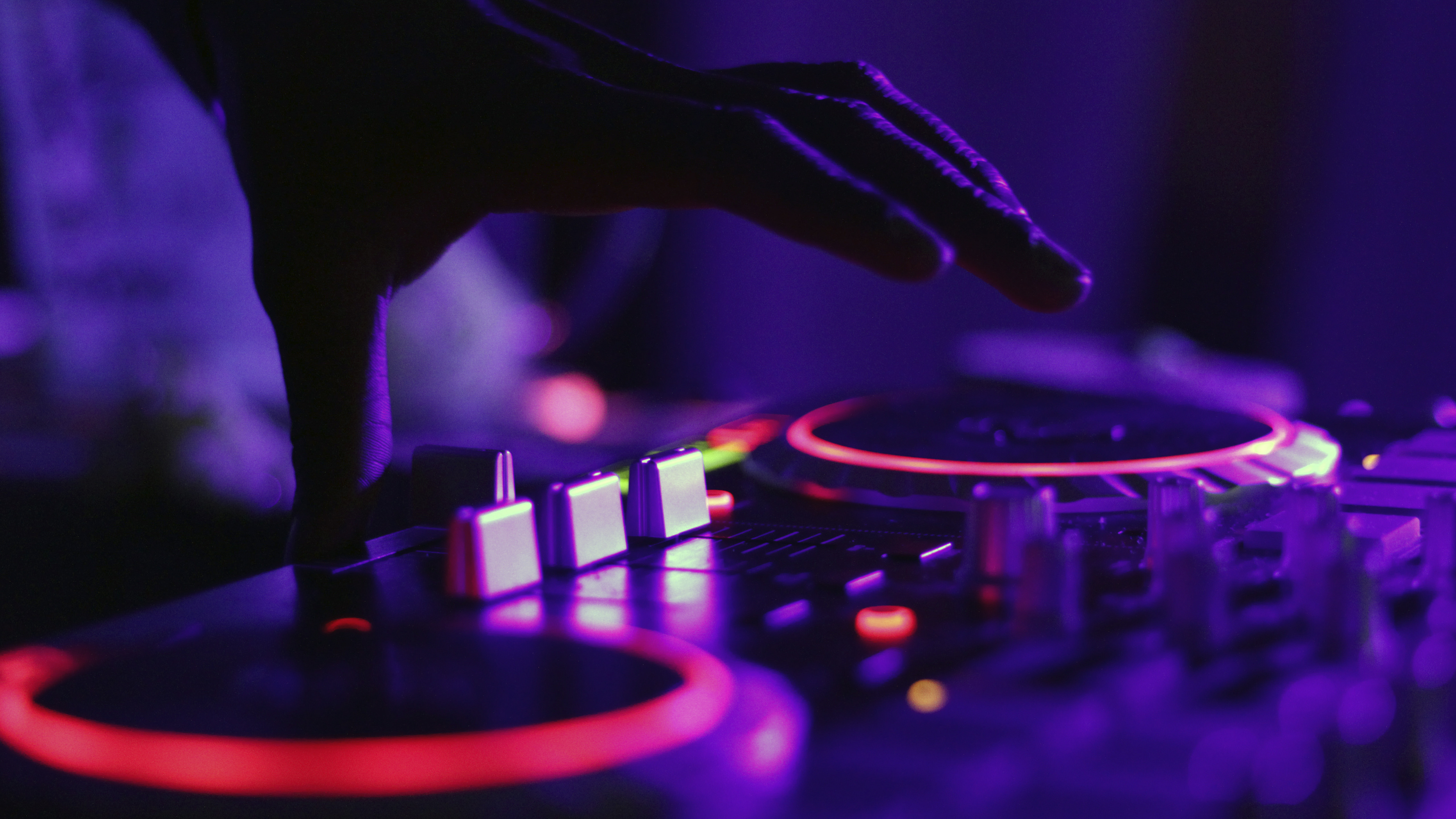 Music DJ 4k Ultra HD Wallpaper