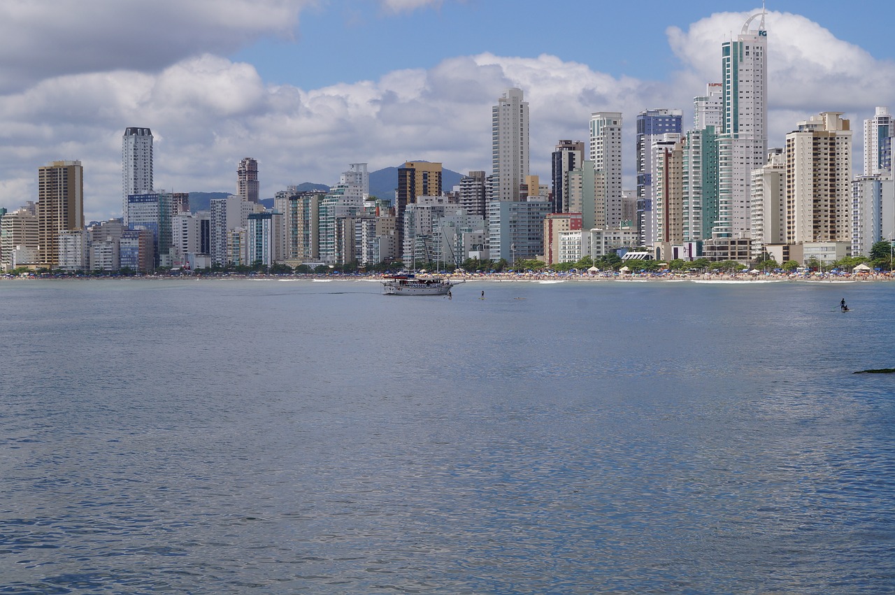 Free Balneário Camboriú & Value Image