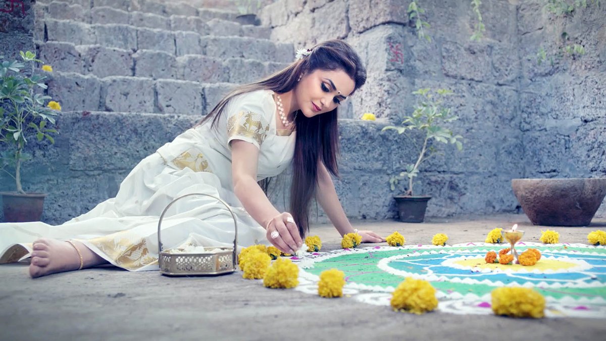 Ragini Nandwani ♥ᵲᶜ♥ Nandwani's UHD Wallpaper. Optimized for mobile as well as desktop. Available for download #ragininandwani #wallpaper #bollywood #beautiful #celeb