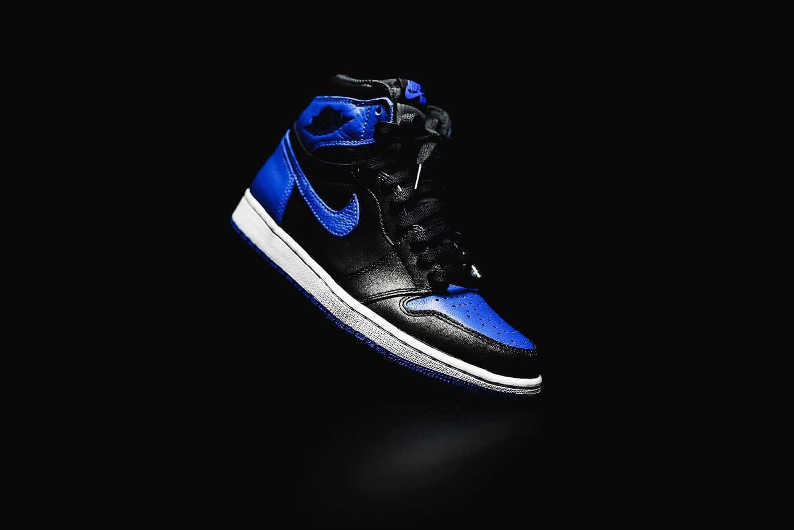Download Blue Jordan Nike AJ One Retro Royal Wallpaper