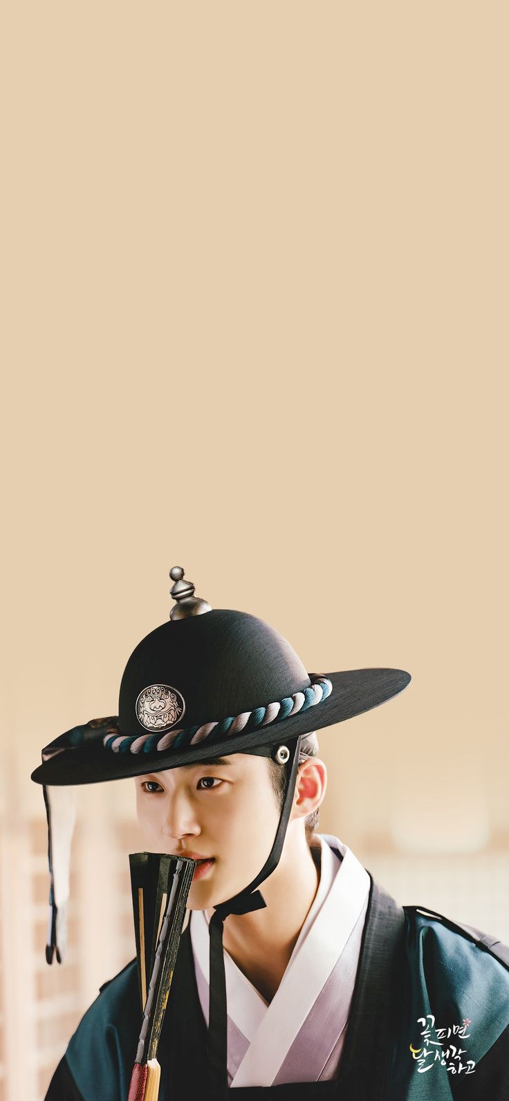 Moonshine. Korean hanbok, Historical drama, Hanbok