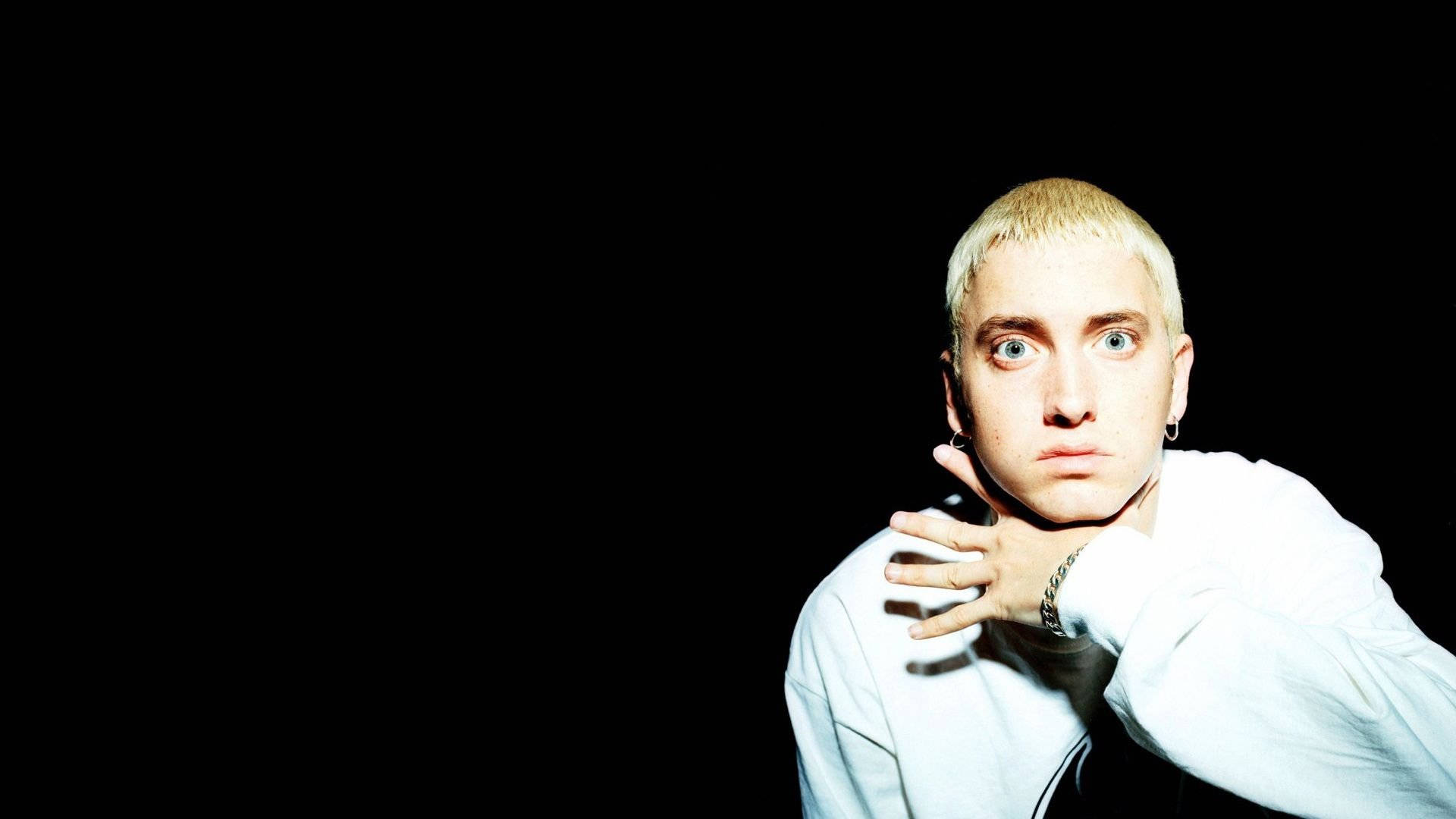 Download Eminem In Blonde Hair Wallpaper