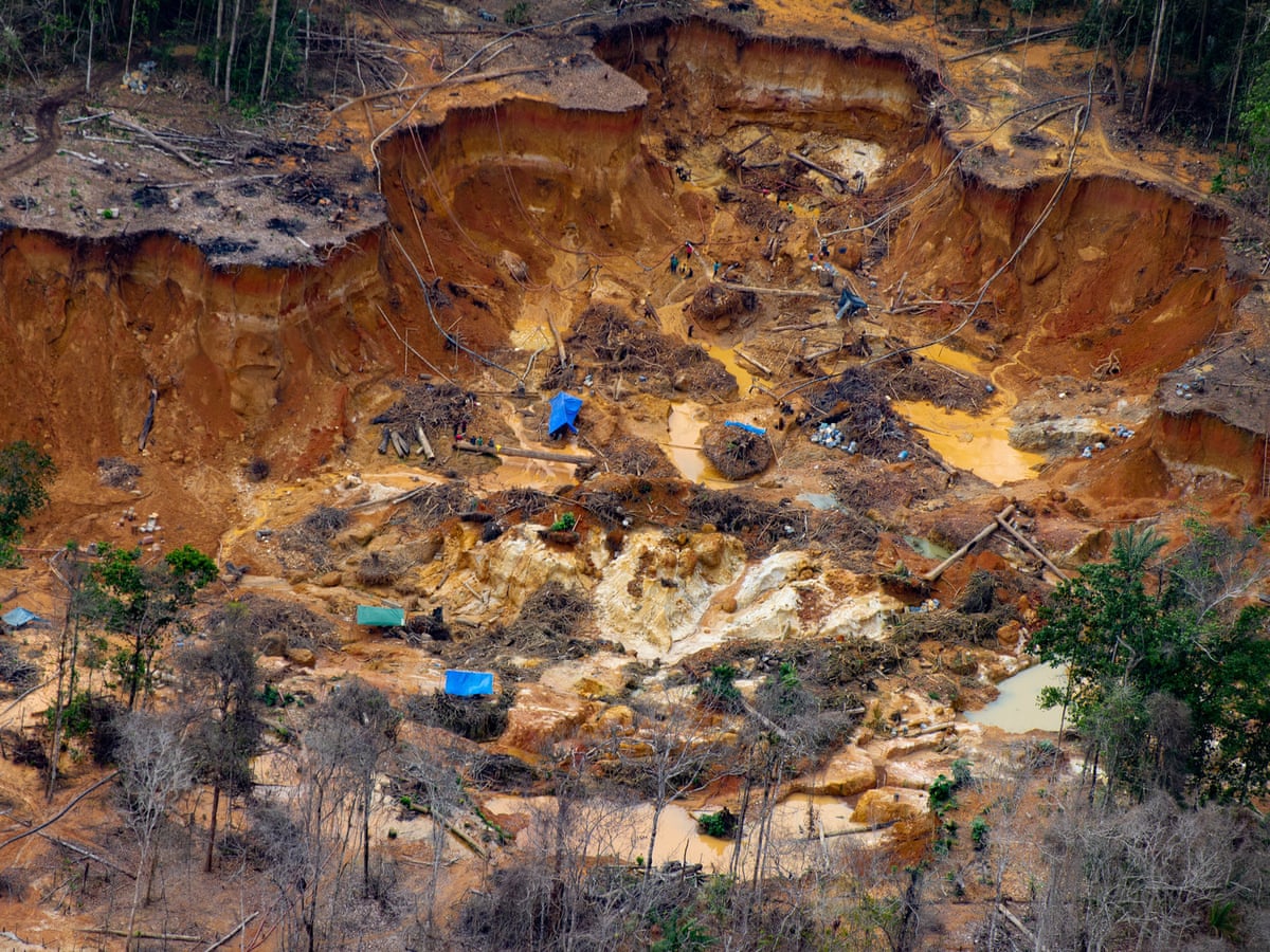Brazil aerial photo show miners' devastation of indigenous people's land