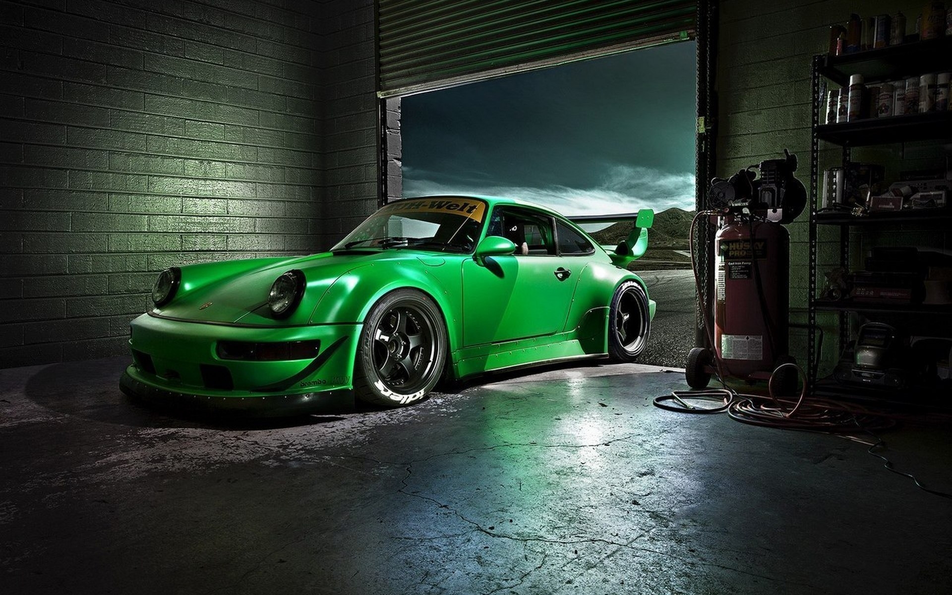 Green Porsche Carrera HD Wallpaper