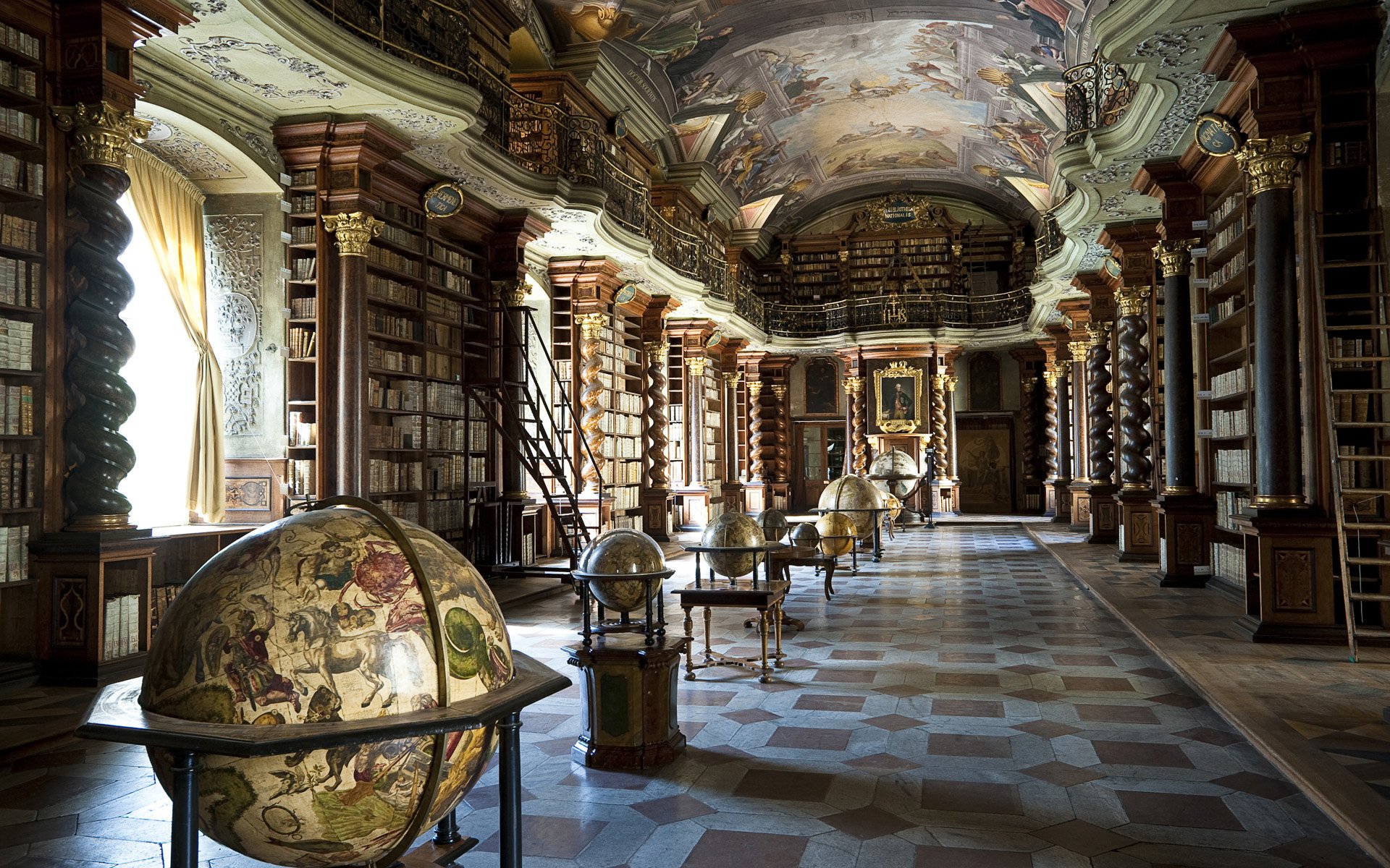 Majestic Library HD Wallpaper
