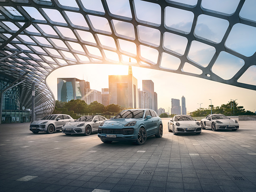 Pre Owned Luxury Vehicles. Ultimo Motors. Chicago, IL