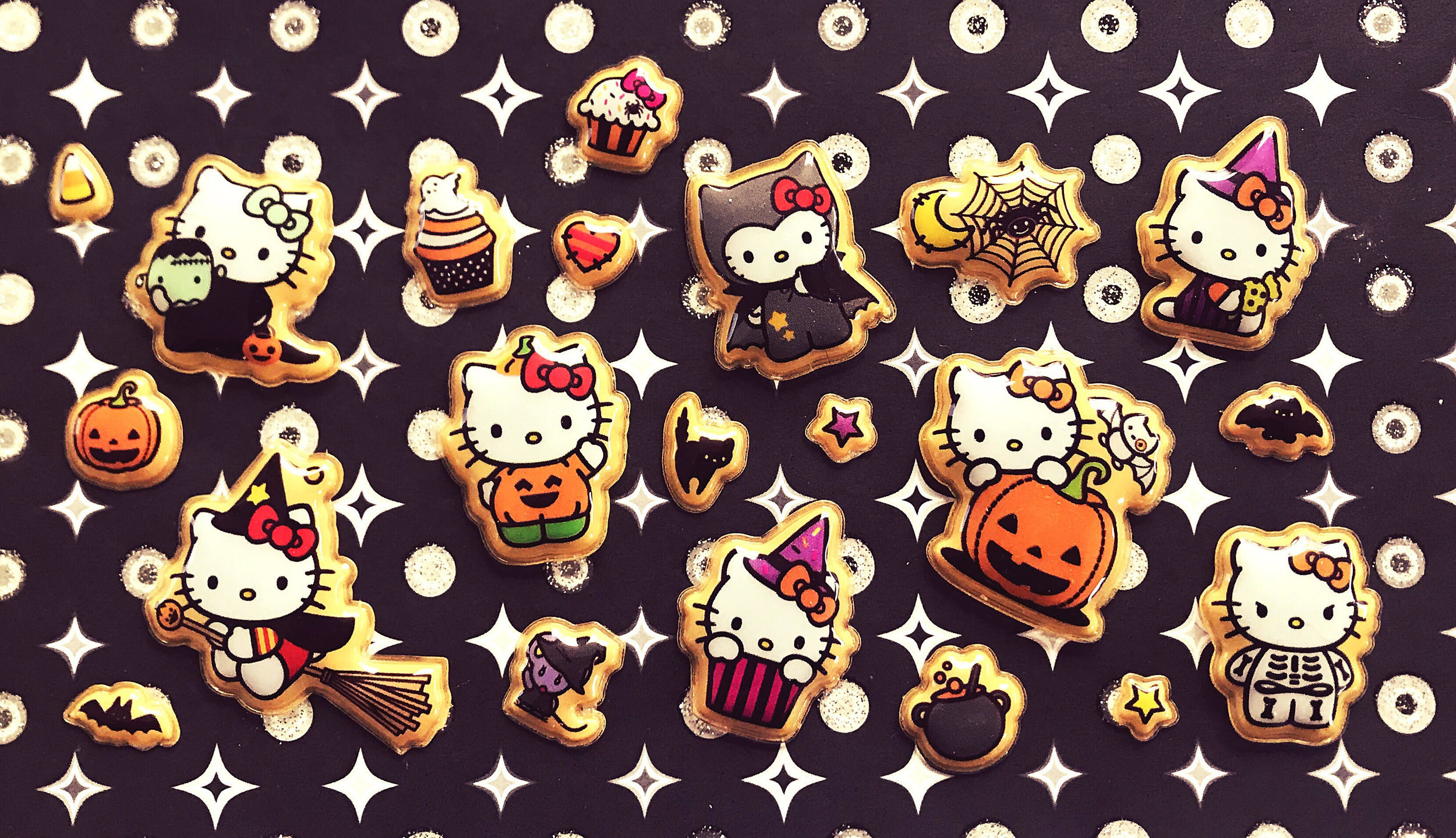 How To Have The BEST Hello Kitty Themed Halloween Ever! For 2023